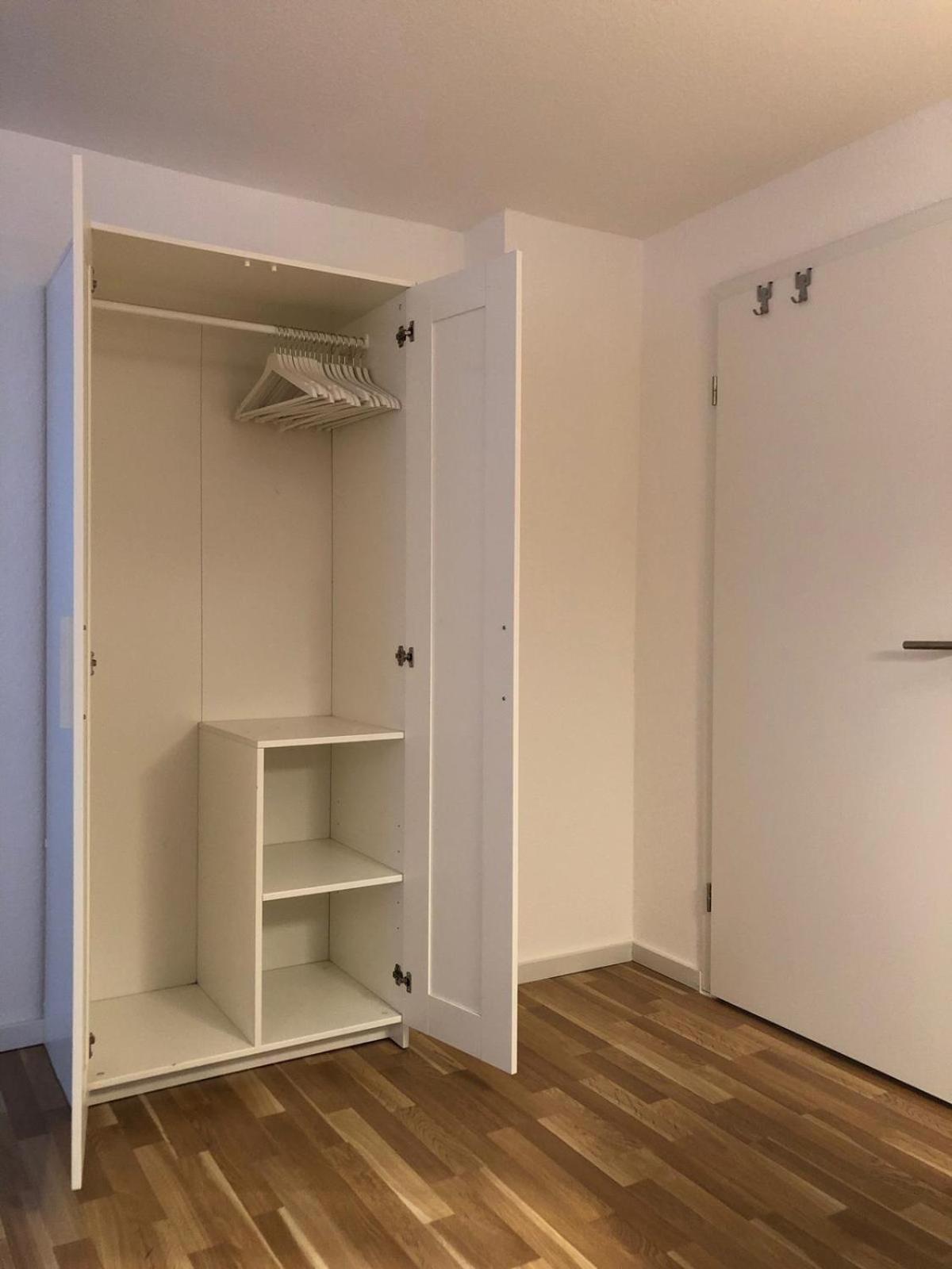 One-Bedroom Apartment photo 3
