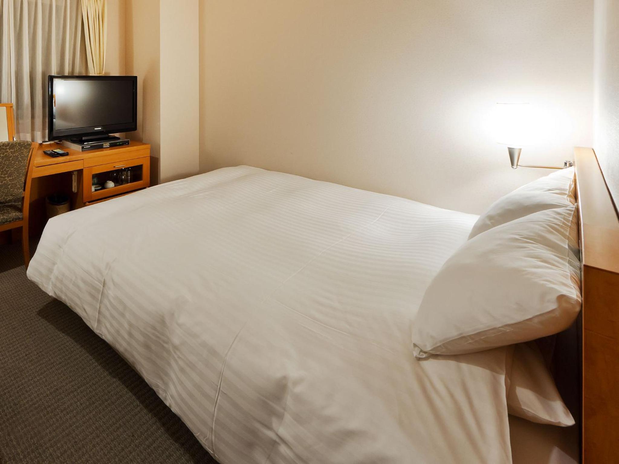 Semi Double Room - Non-Smoking photo 1