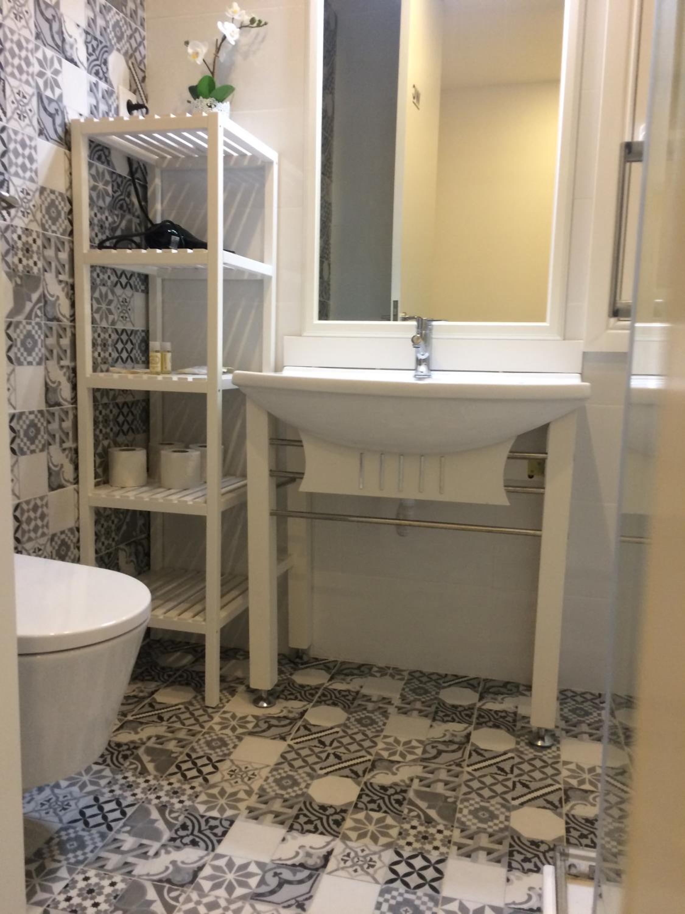 Double Room with Private Bathroom photo 2
