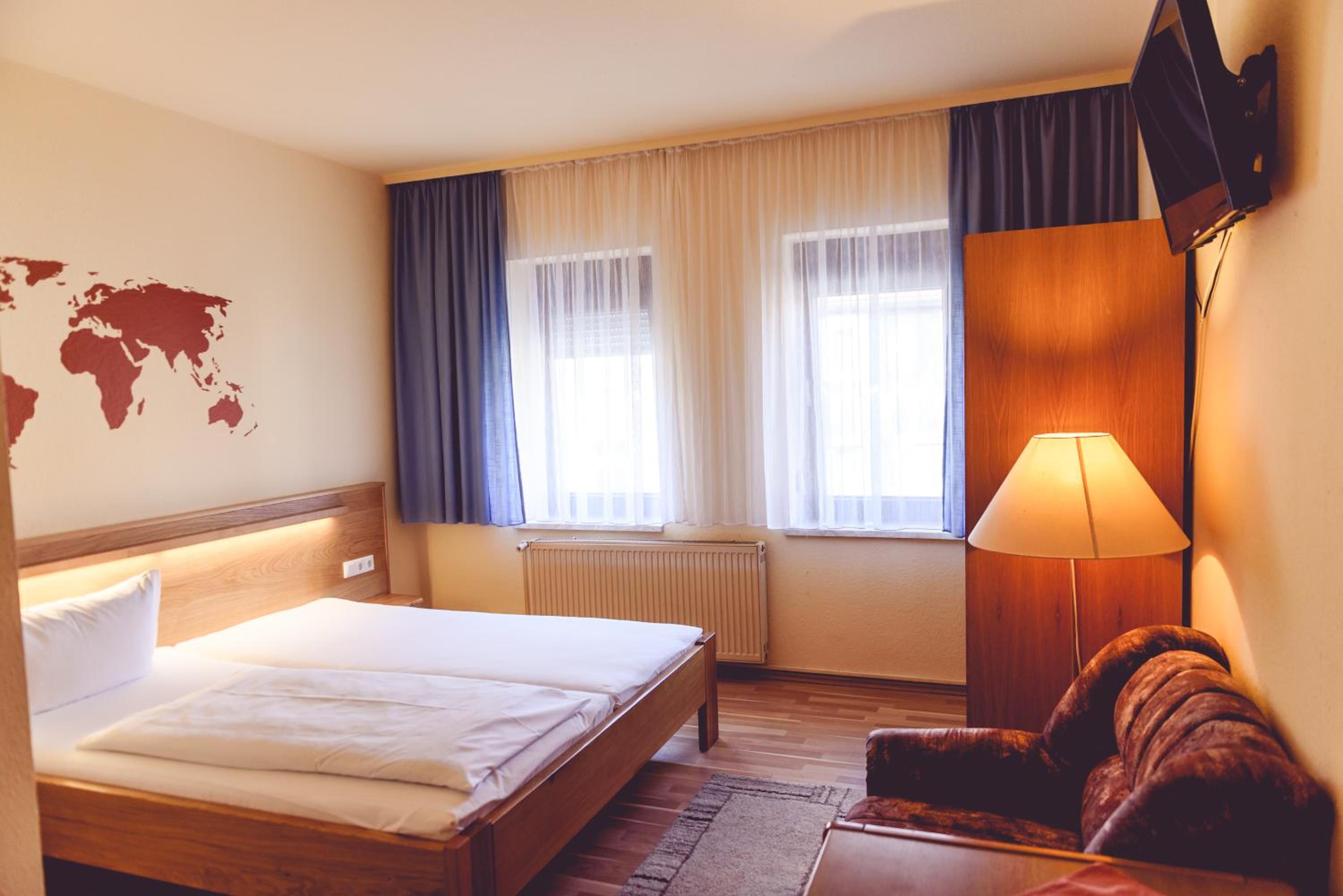 Single Room photo 2