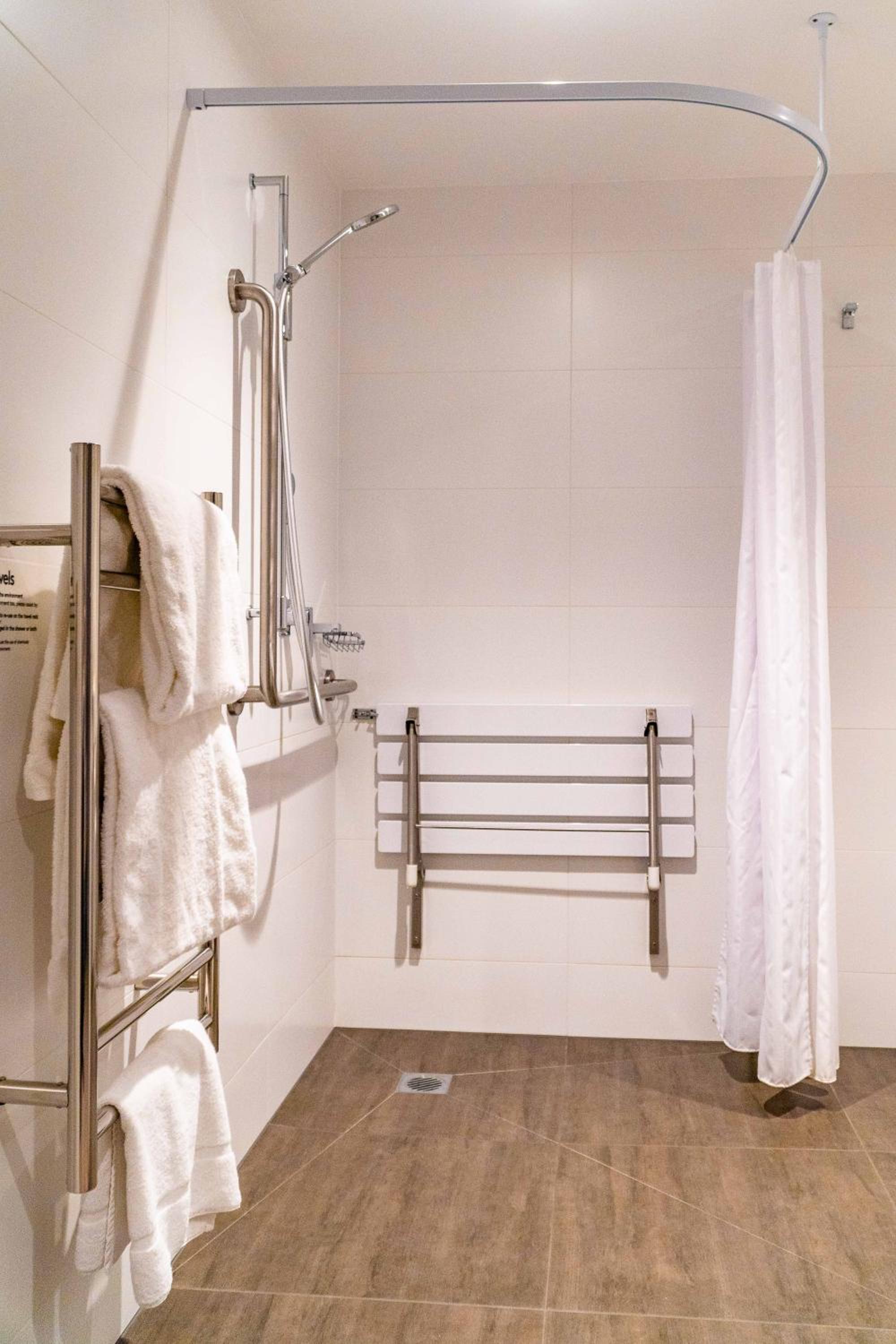 Deluxe Double Room - Disability Access