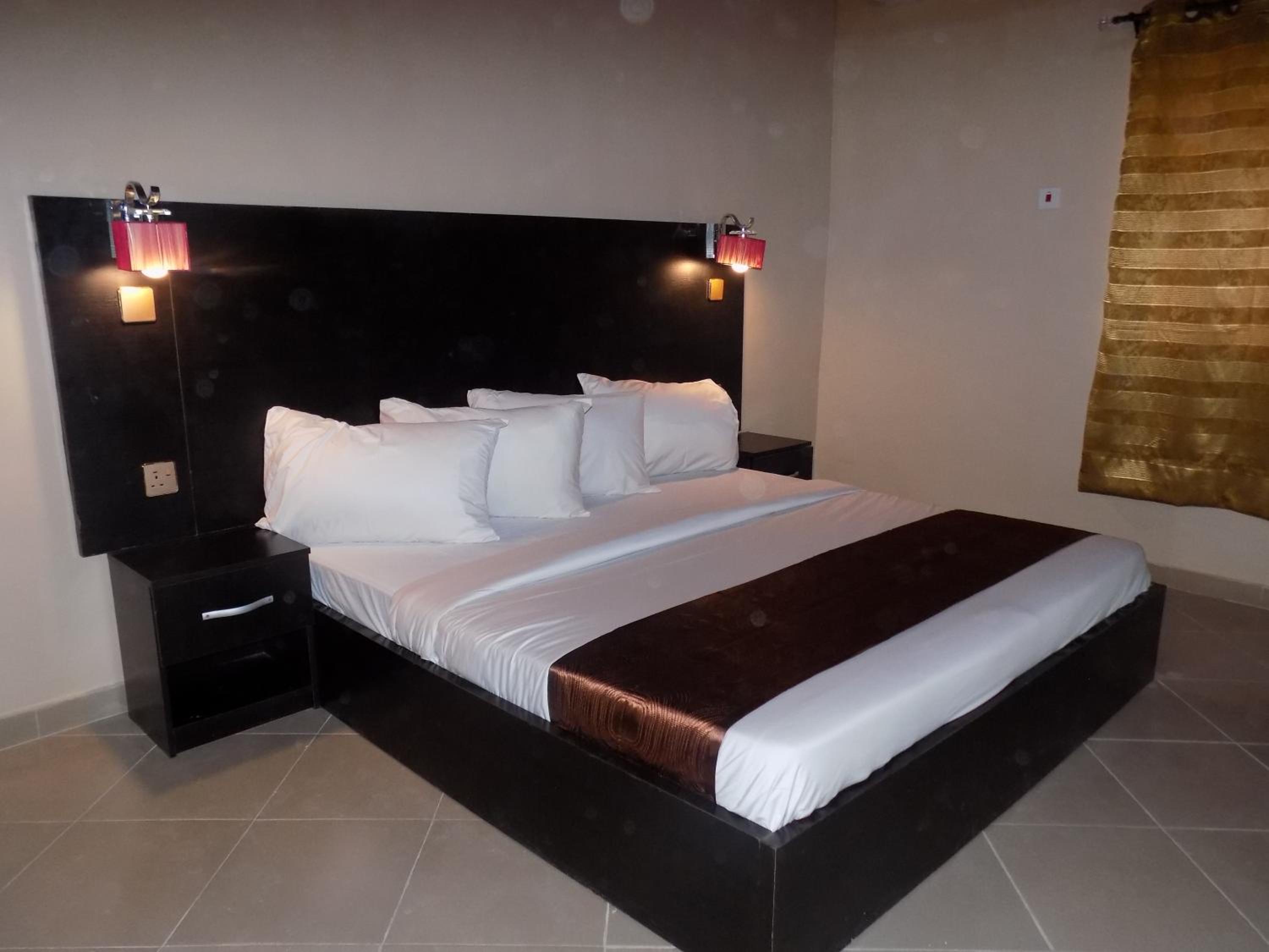 Superior King Room photo 2