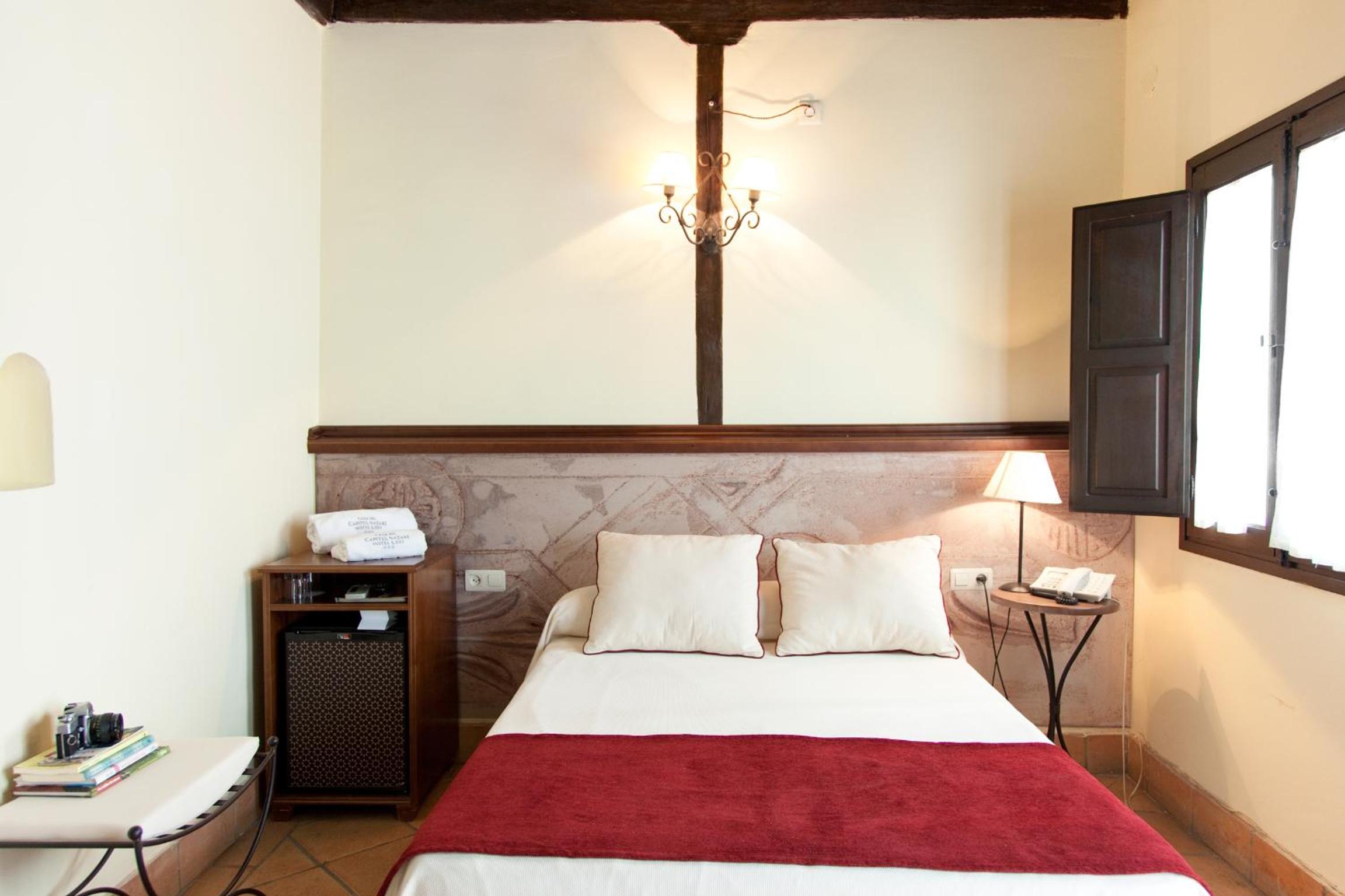 Single Room photo 3