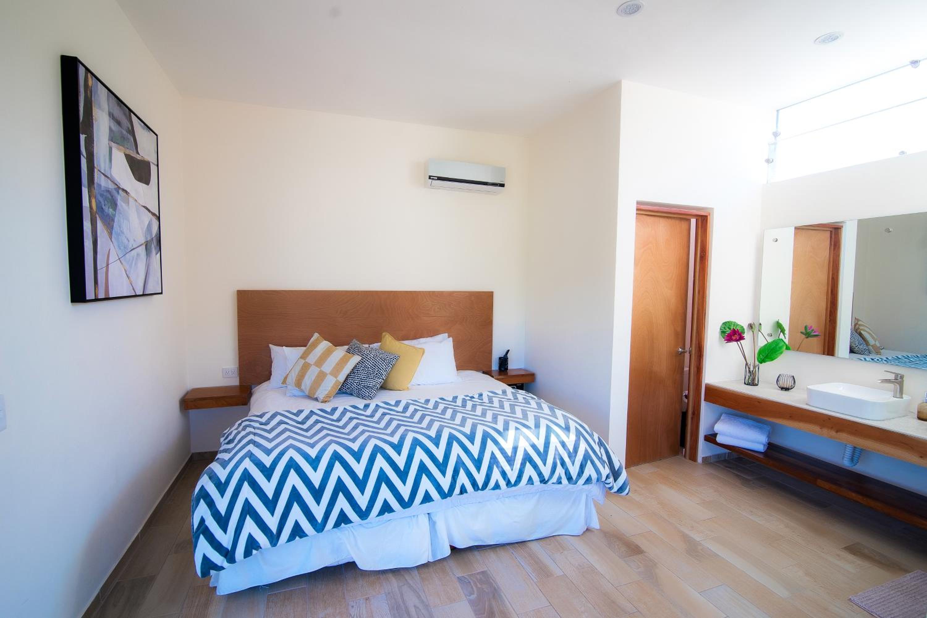 Double Room - Photo 1