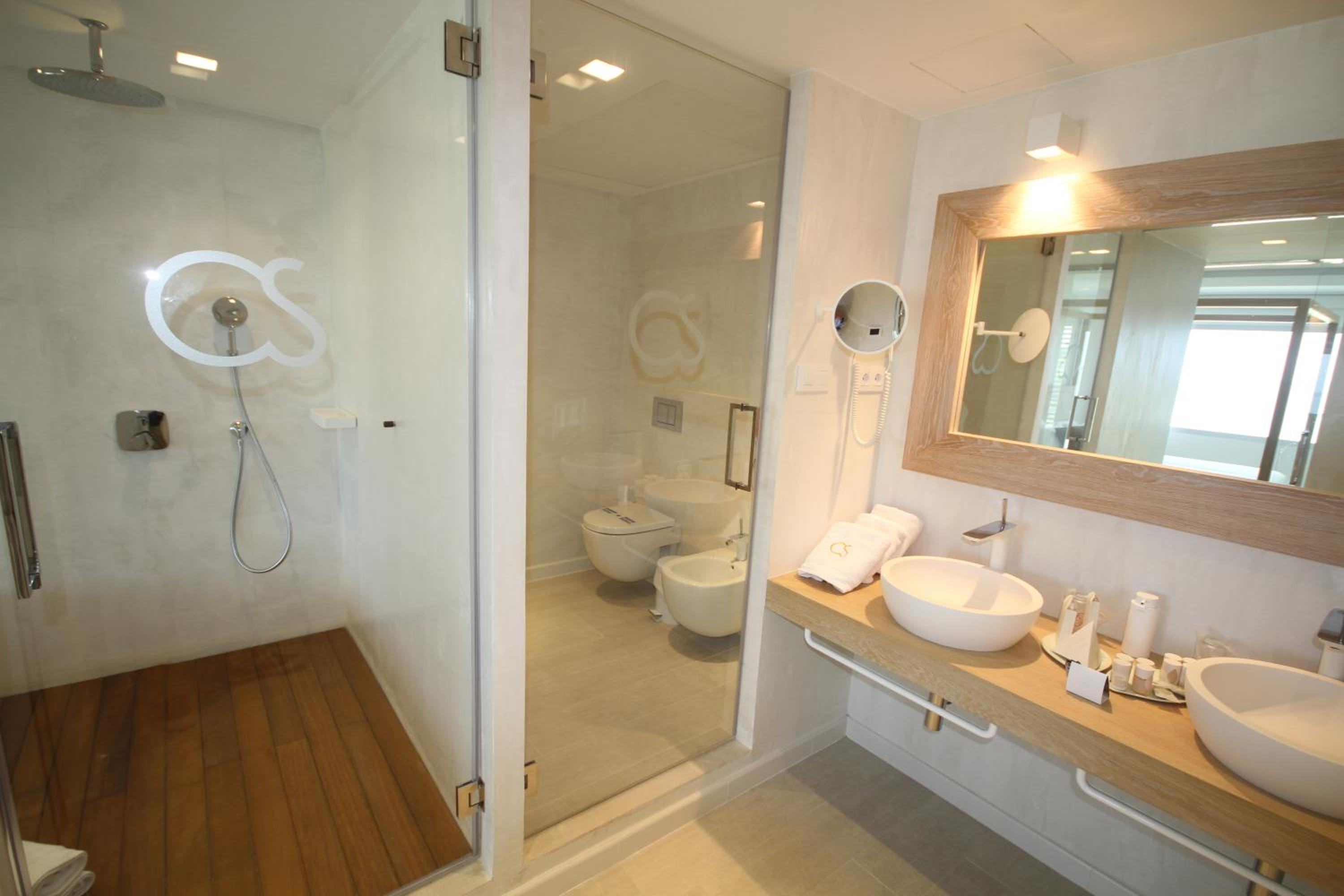 Suite Junior con vista al mar.