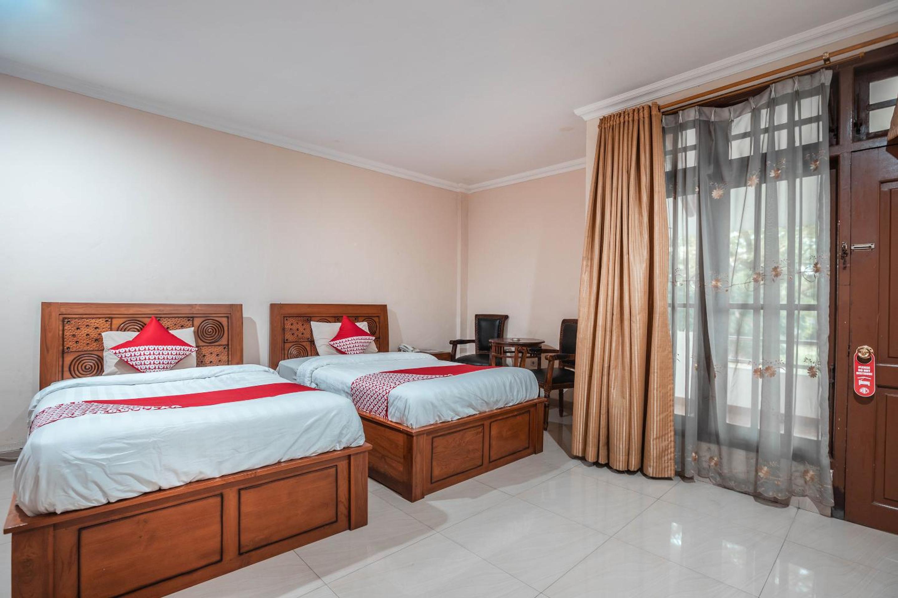 Delxue Twin Room - Photo 1