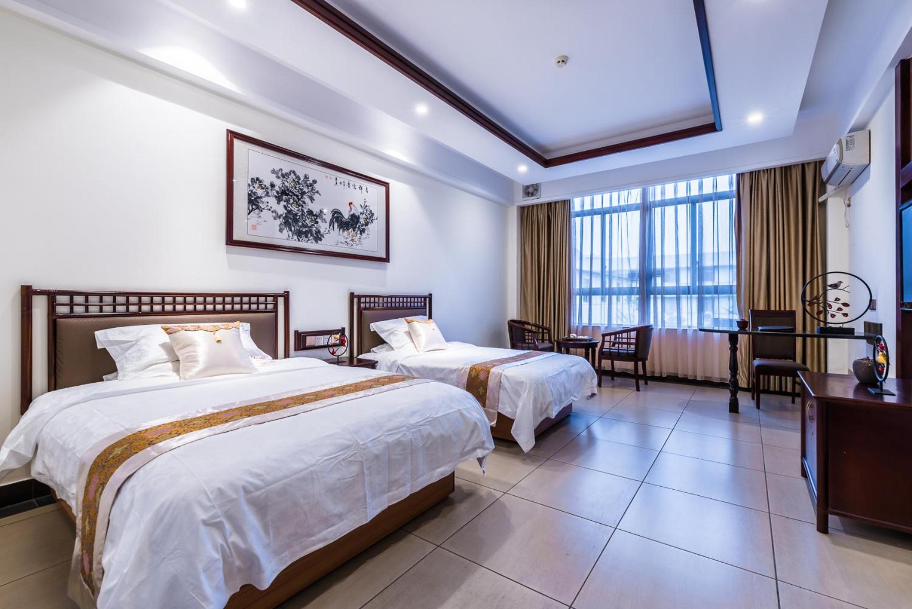Deluxe Twin Room