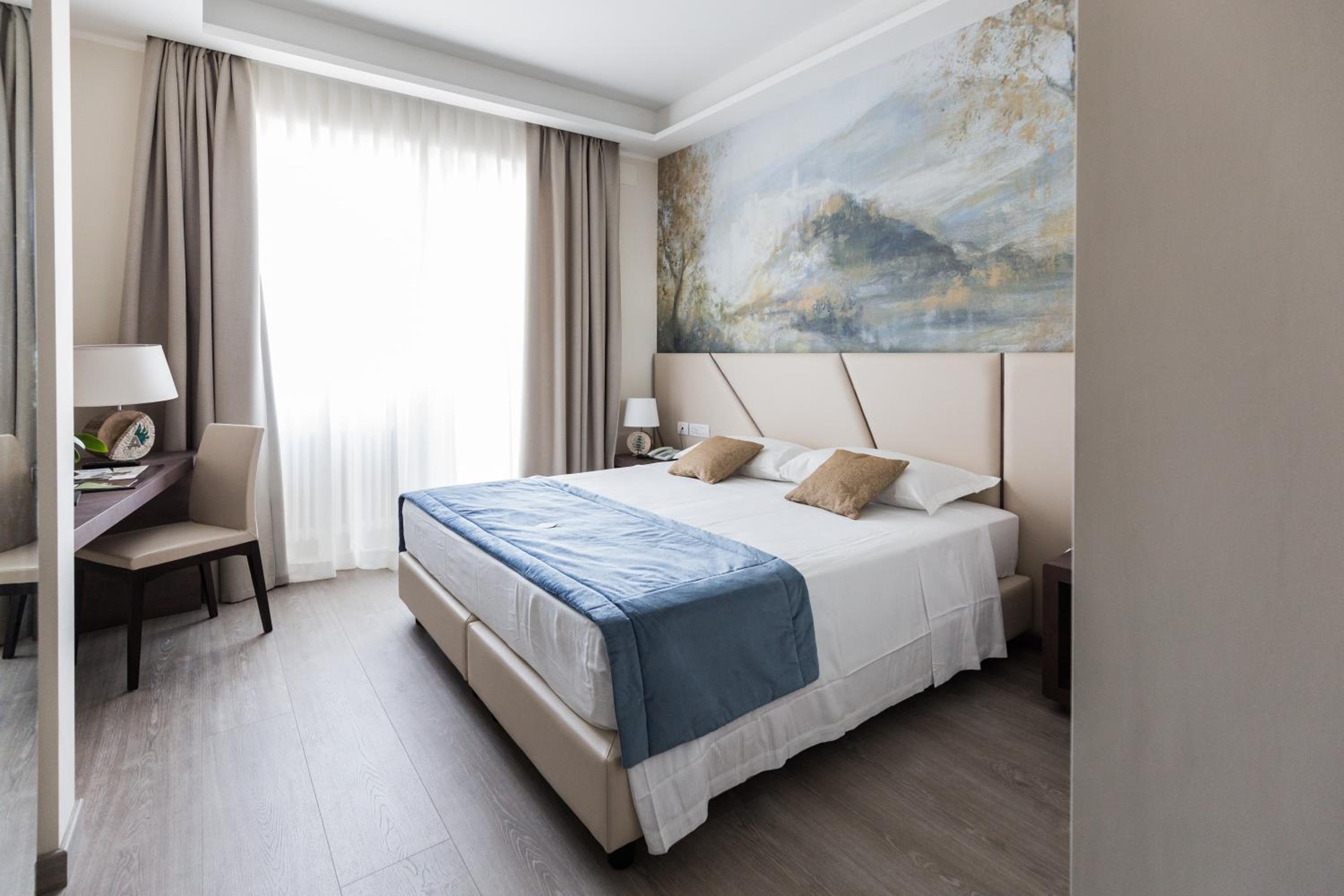 Double Room - Photo 1
