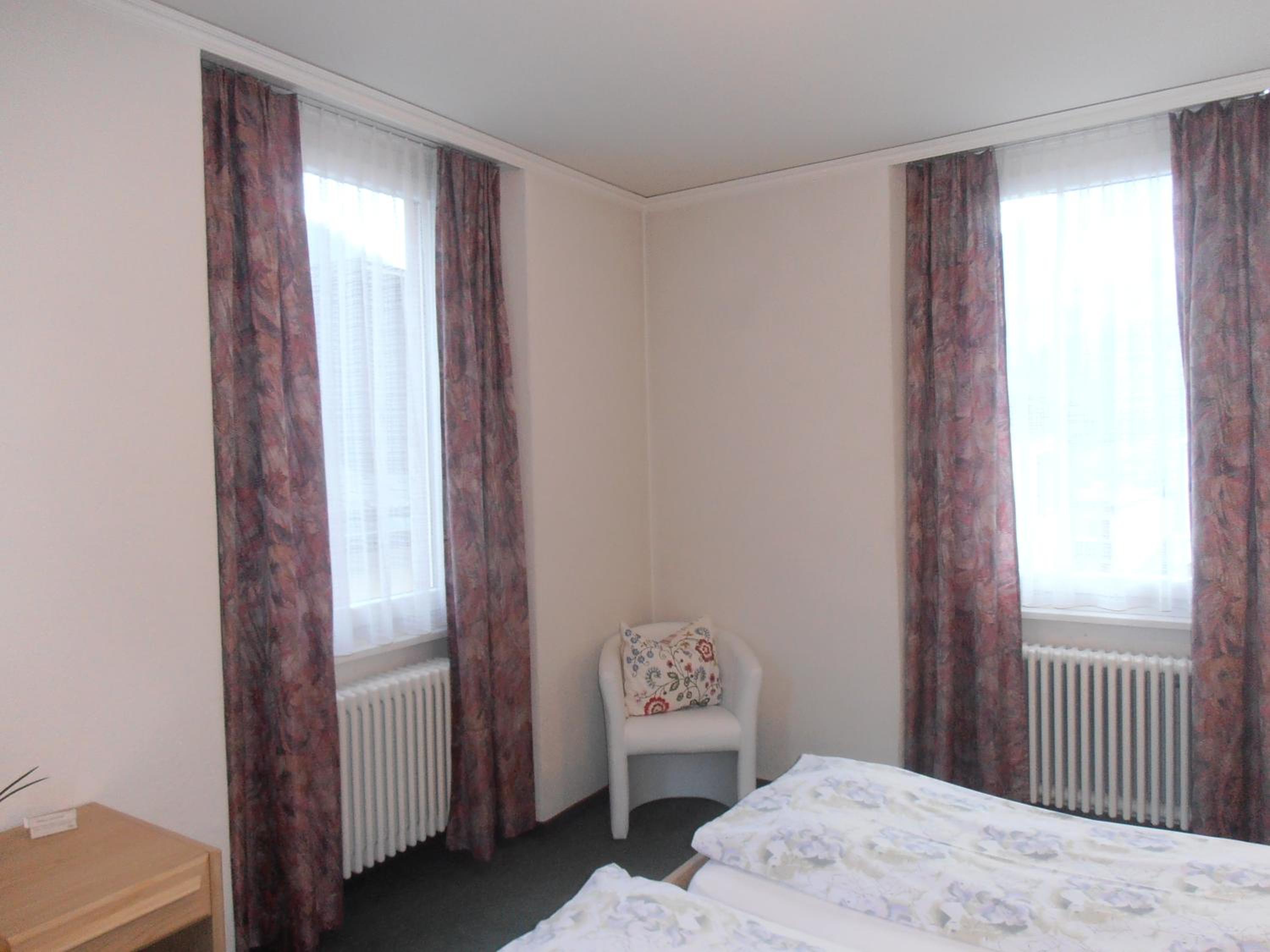 Standard Double Room - Photo 7