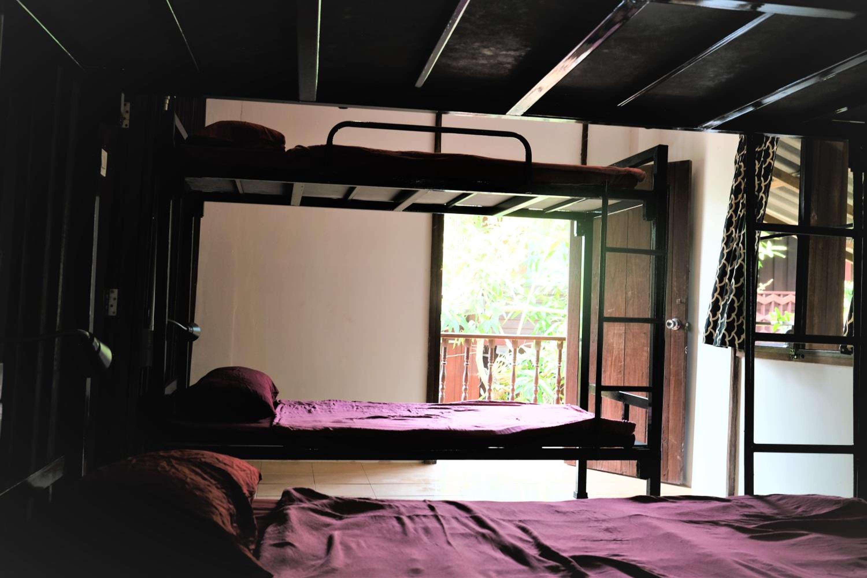 Bed In 6-Bed Mixed Dormitory Room photo 2