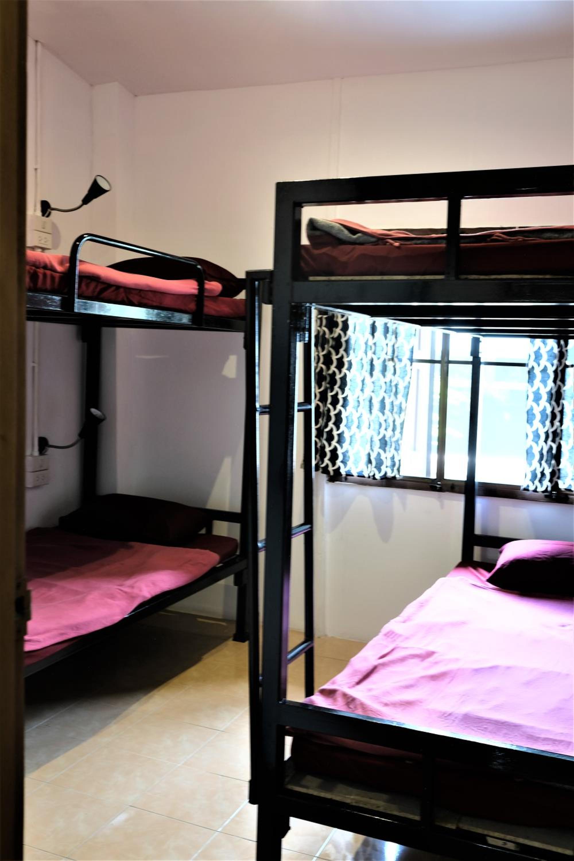 Bed In 4-Bed Mixed Dormitory Room photo 3