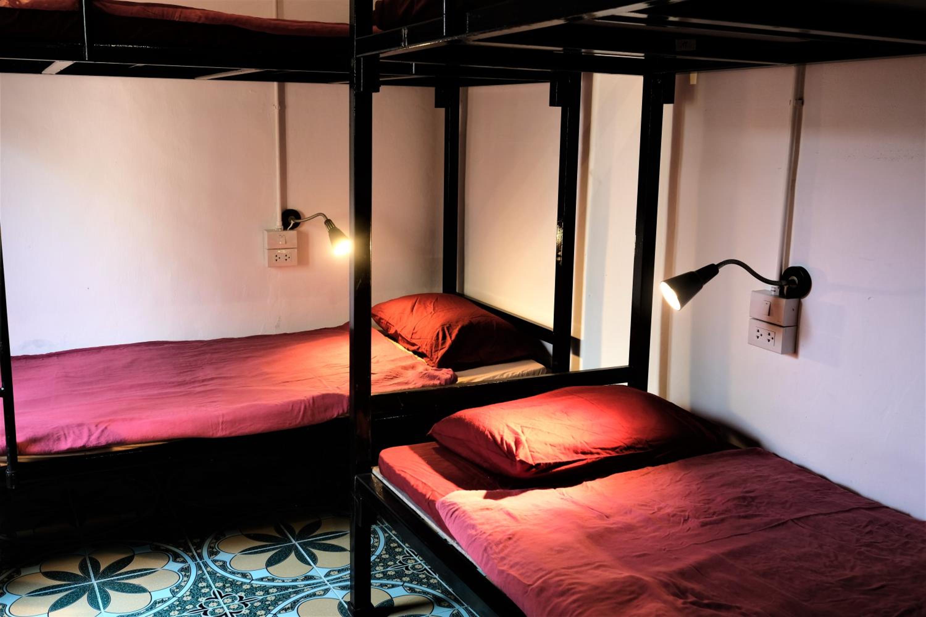 Single Bed In 4-Bed Dormitory Room photo 2