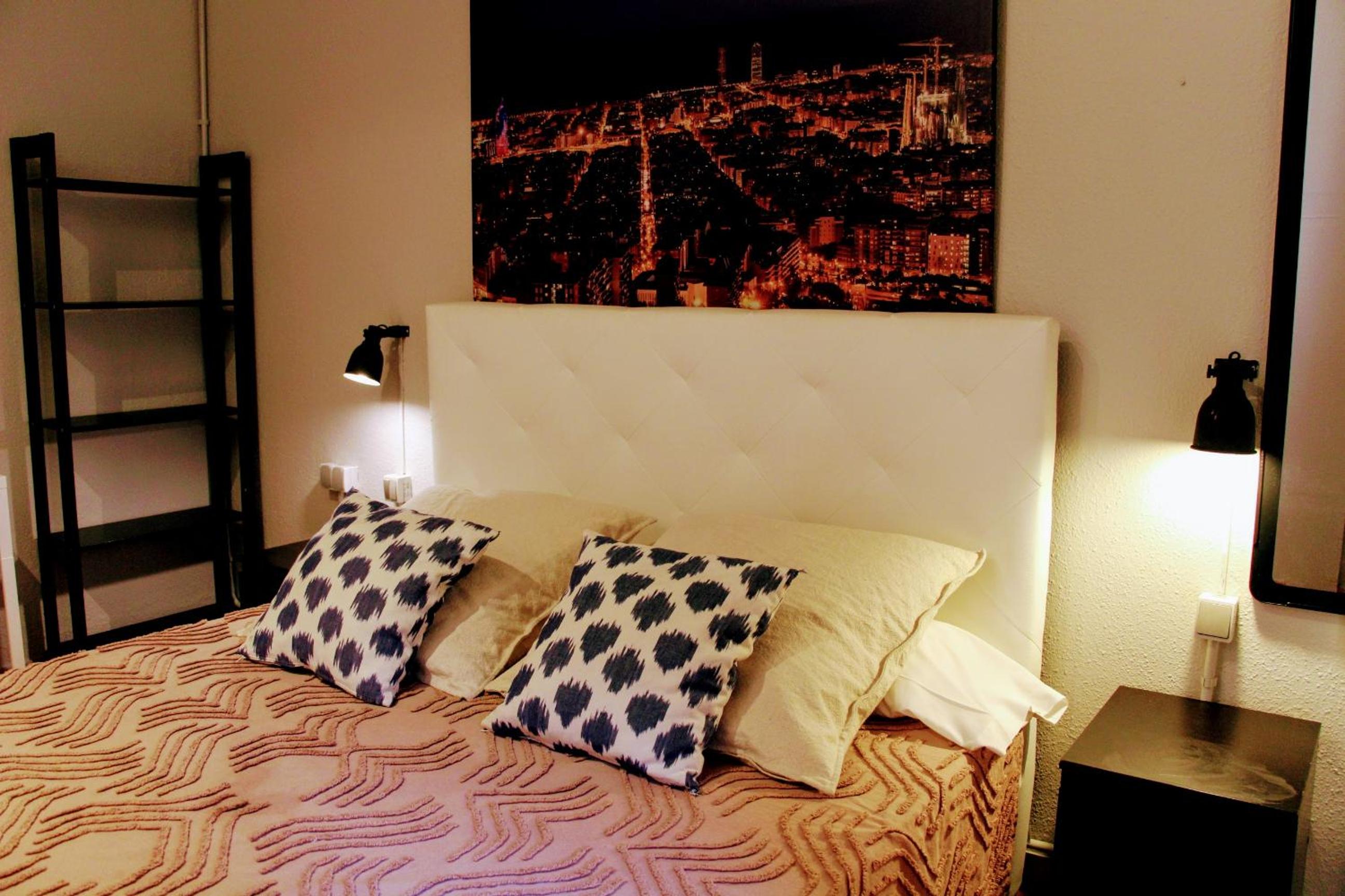 Superior Double Room With Shared Bathroom photo 2
