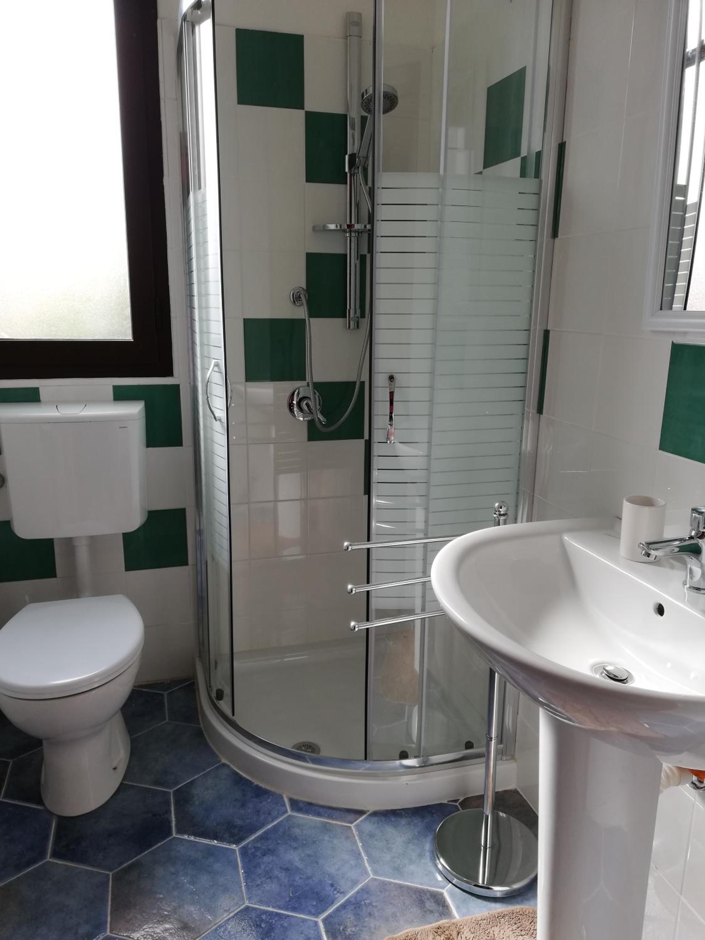 Double Room with Private Bathroom photo 2