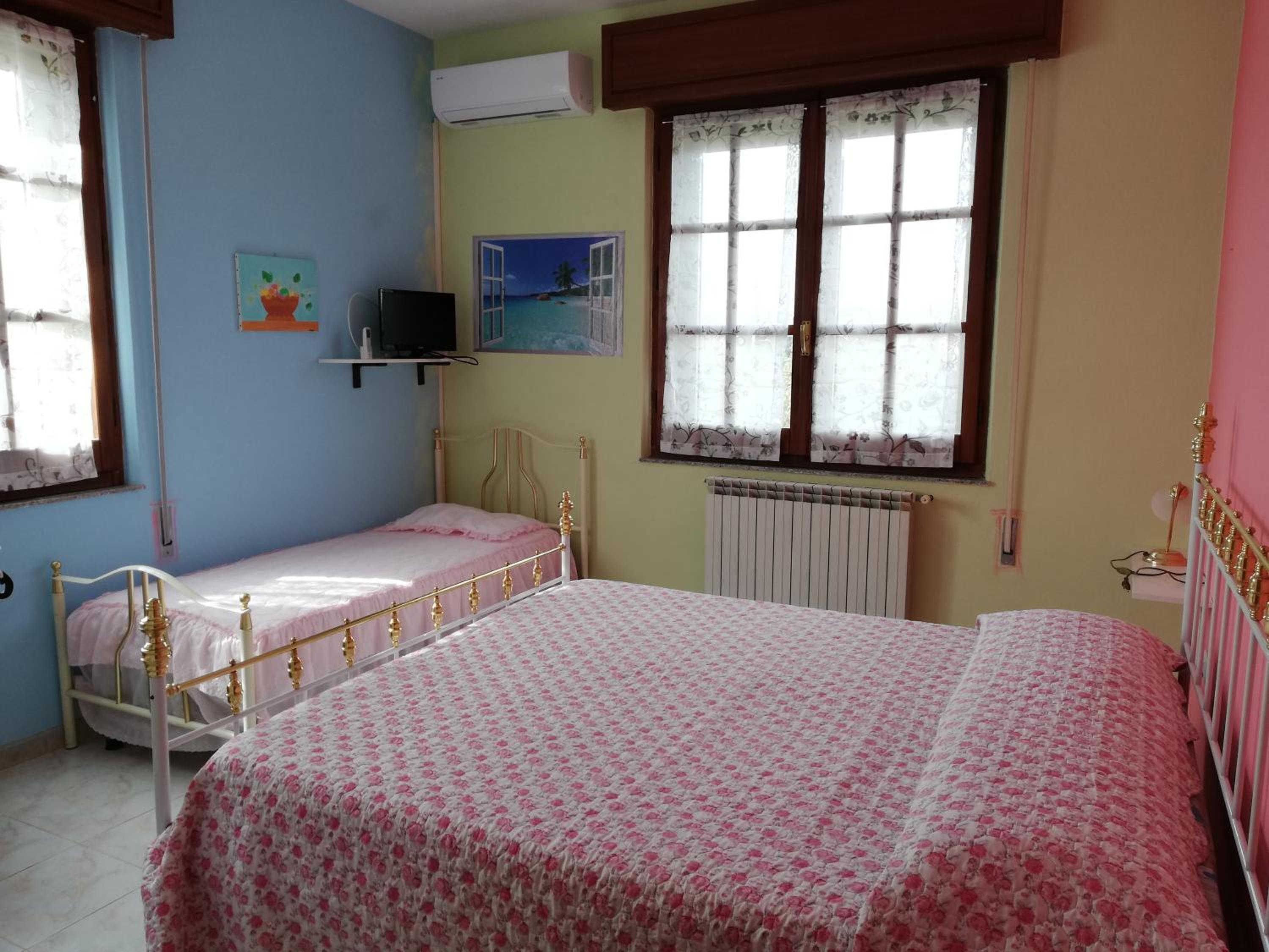 Double Room with Private Bathroom photo 1