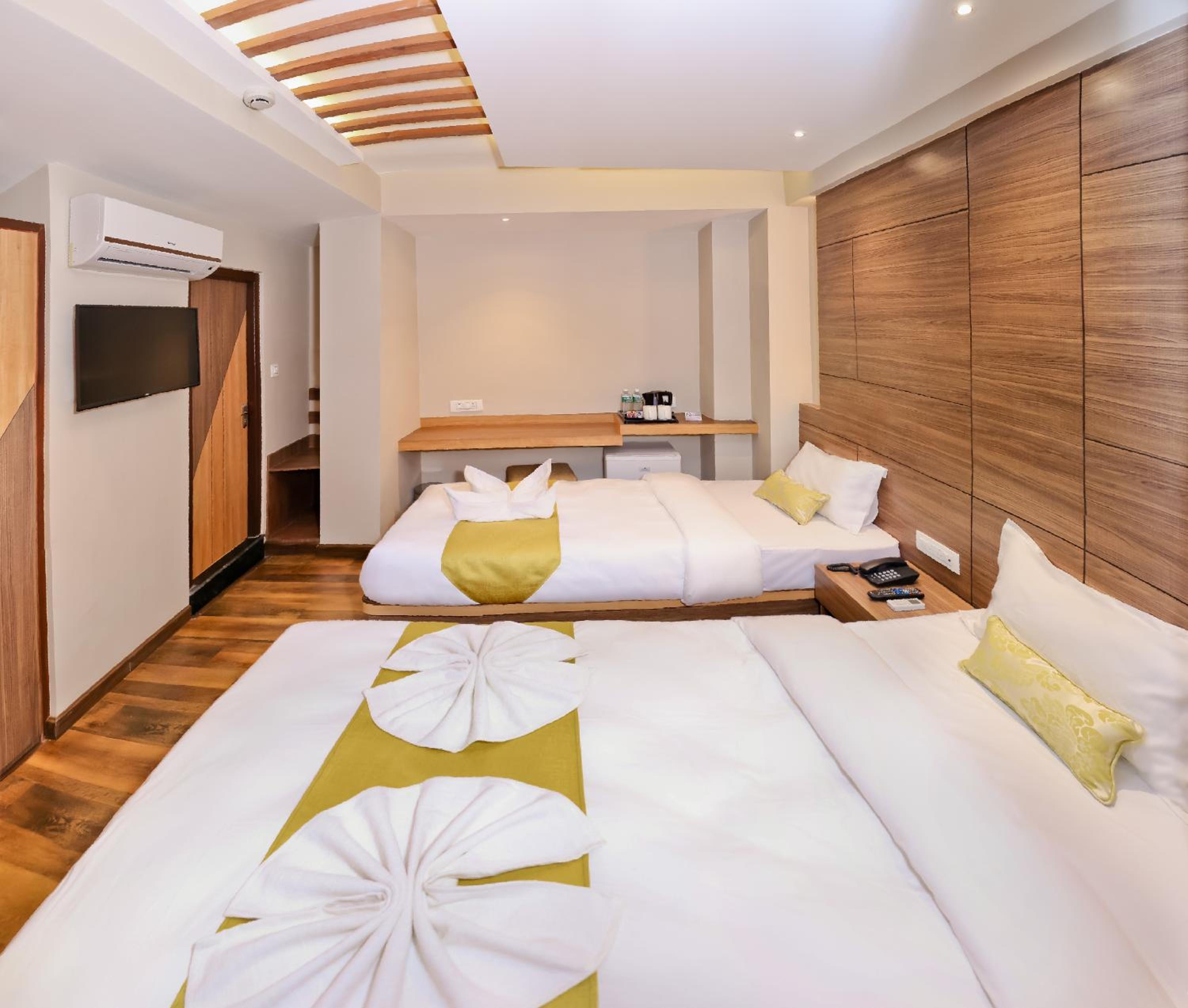 Deluxe Double or Twin Room - Photo 2