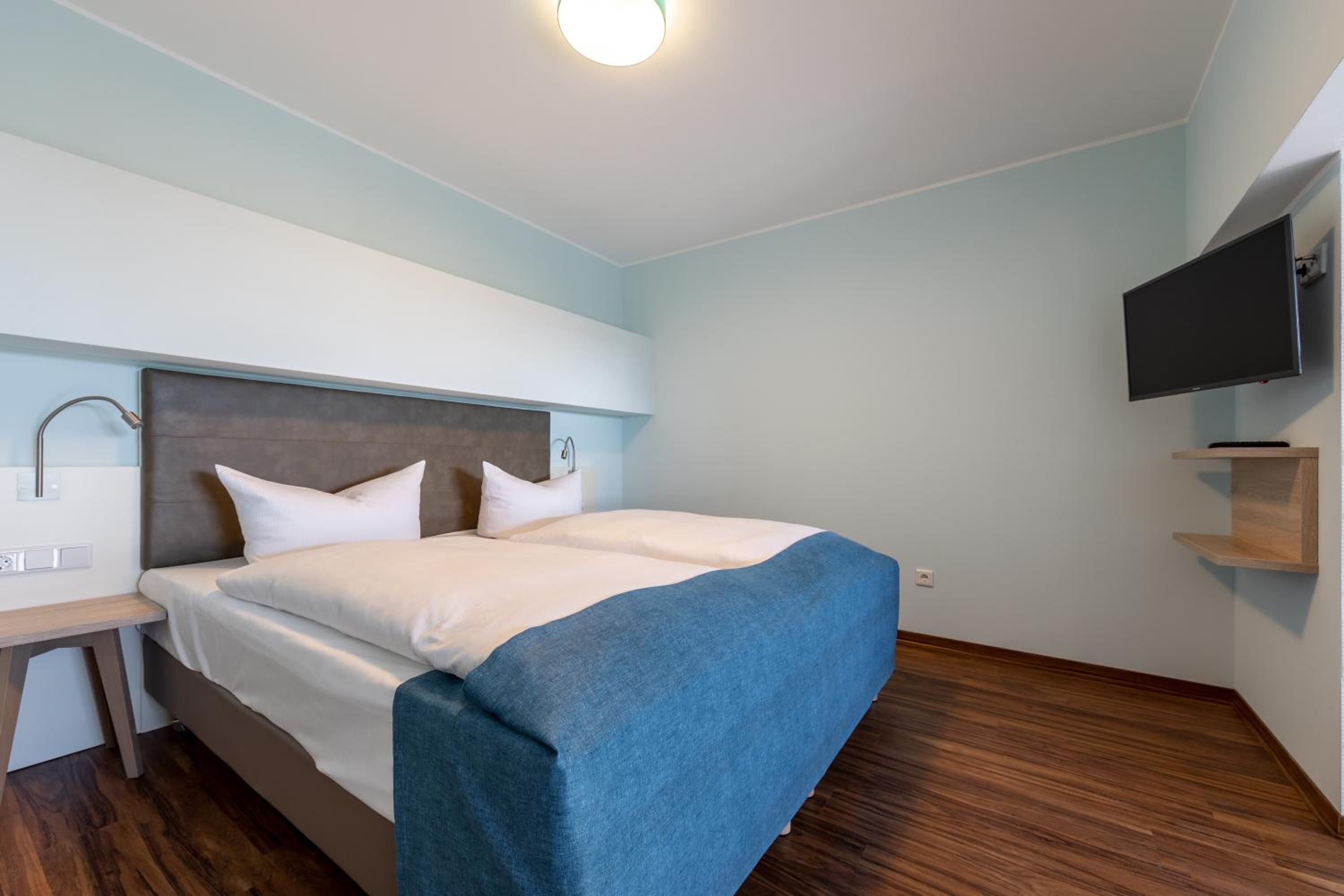 Deluxe Suite - Photo 15