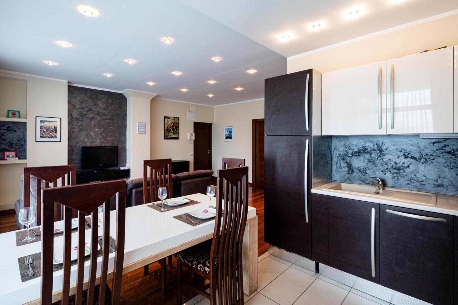 One-Bedroom Apartment - Photo 19