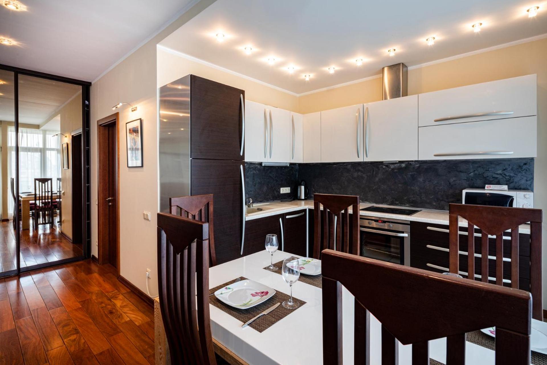 One-Bedroom Apartment - Photo 6