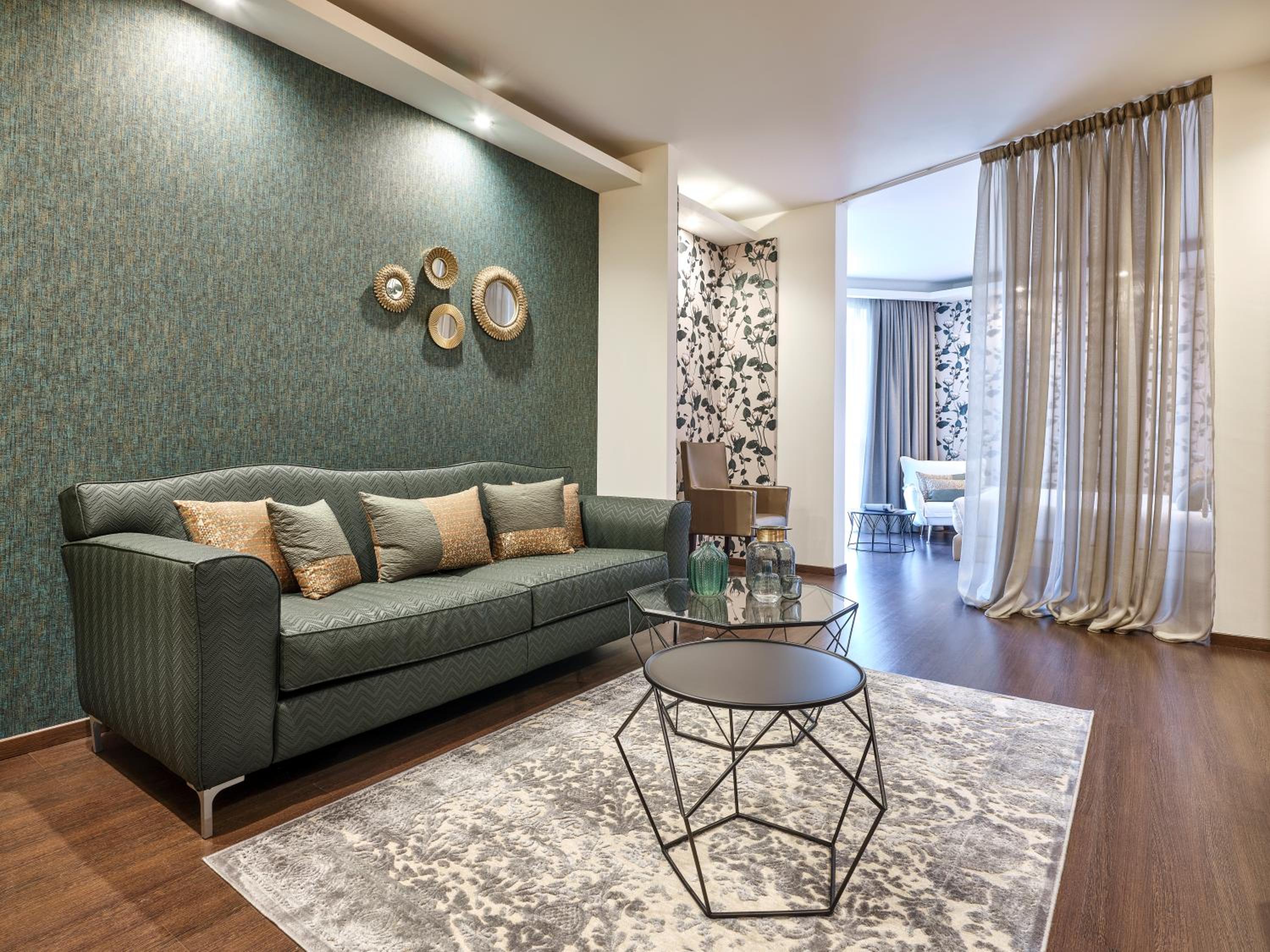 Junior Suite - Photo 1