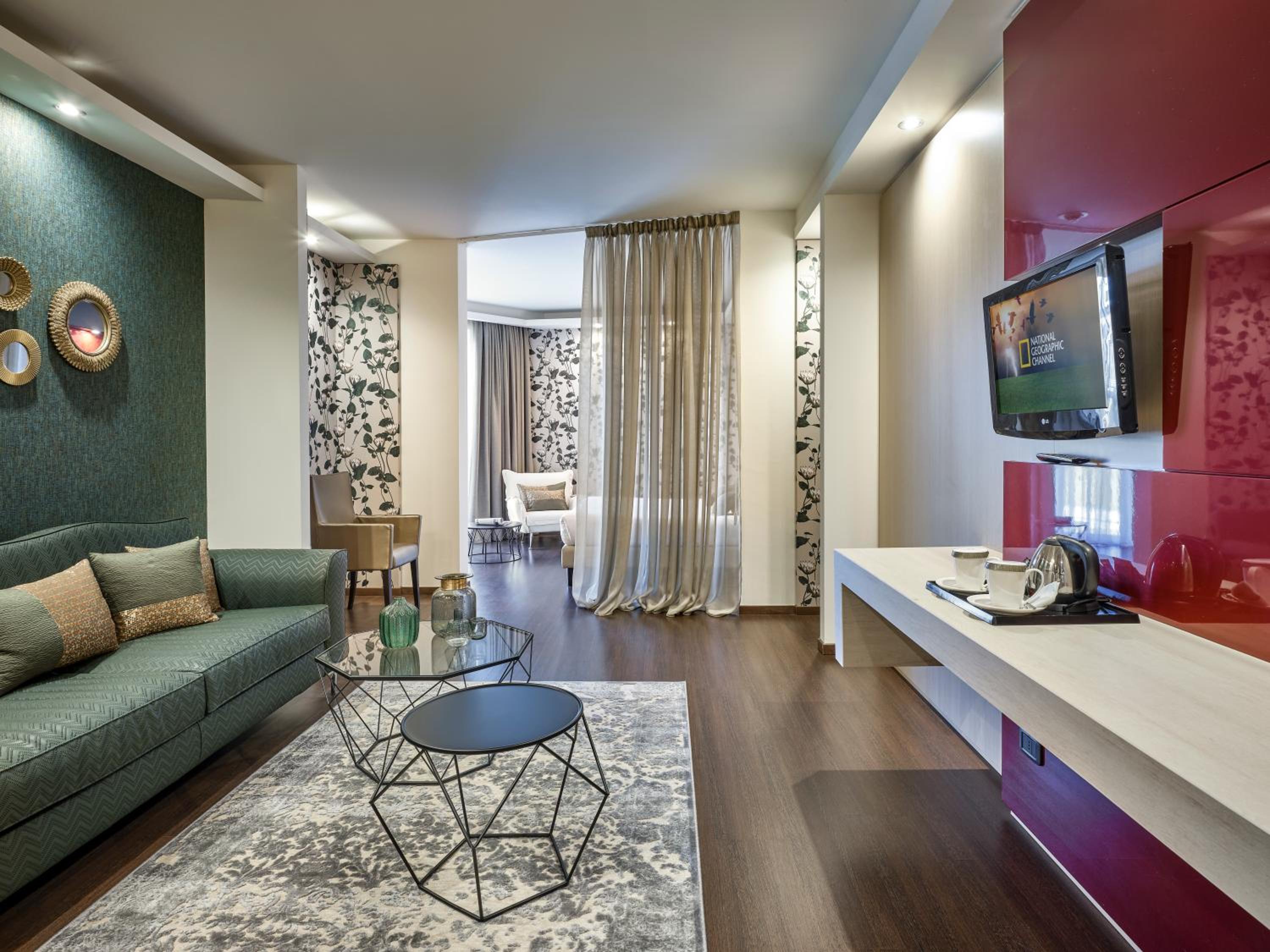 Junior Suite - Photo 8