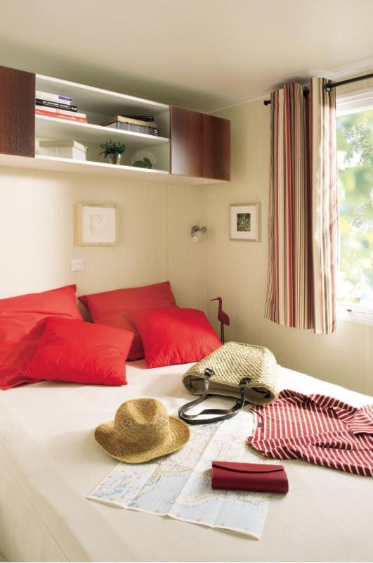 Two-Bedroom Mobile Home photo 3