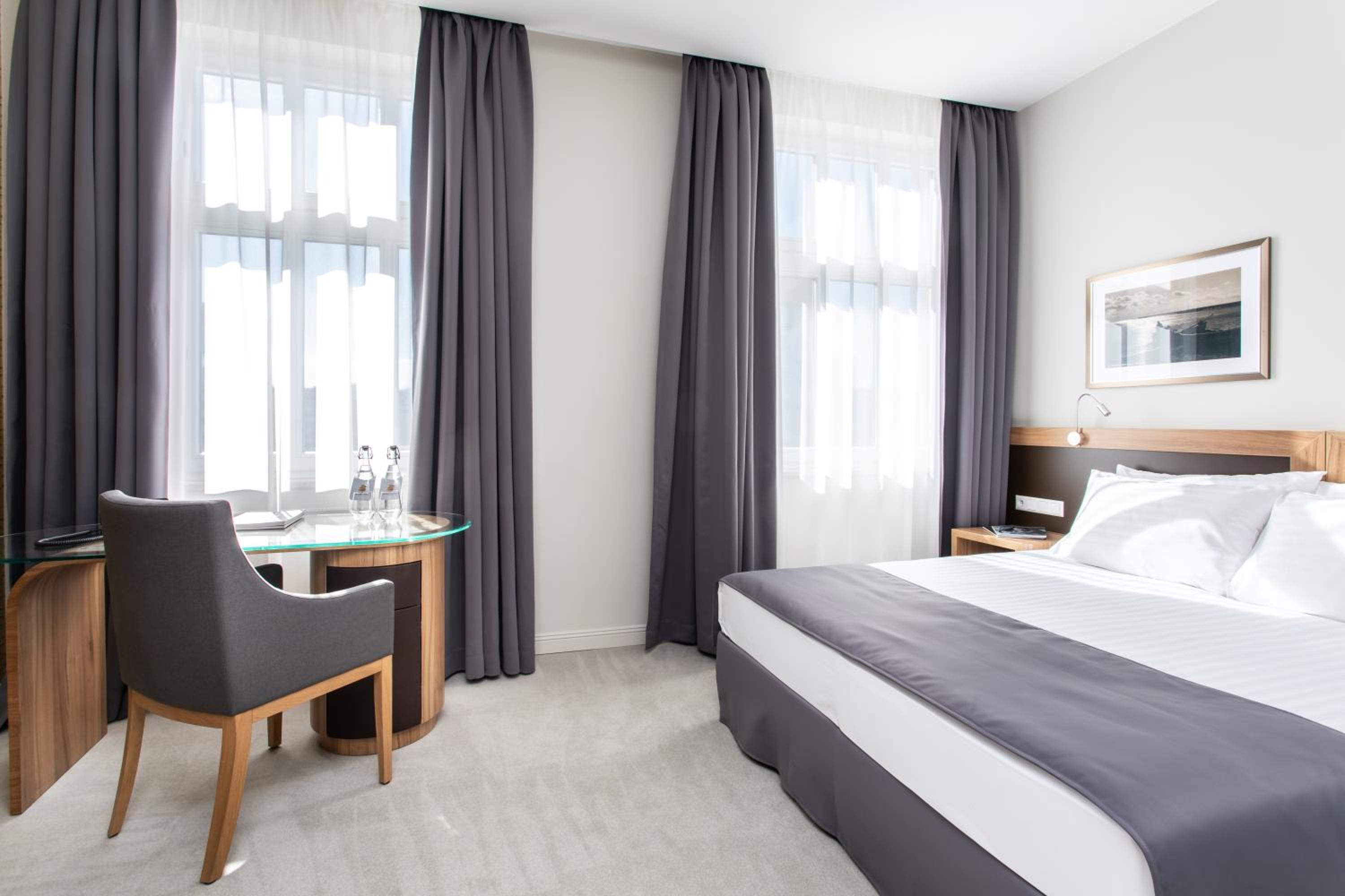 Standard Double Room - Photo 3
