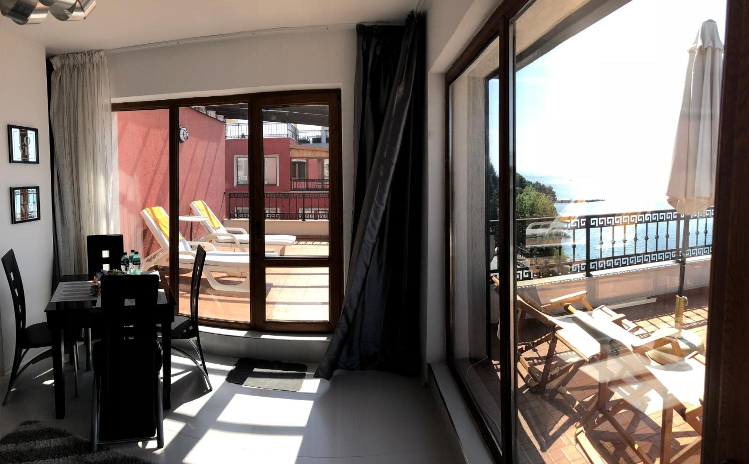 Superior Apartment photo 3