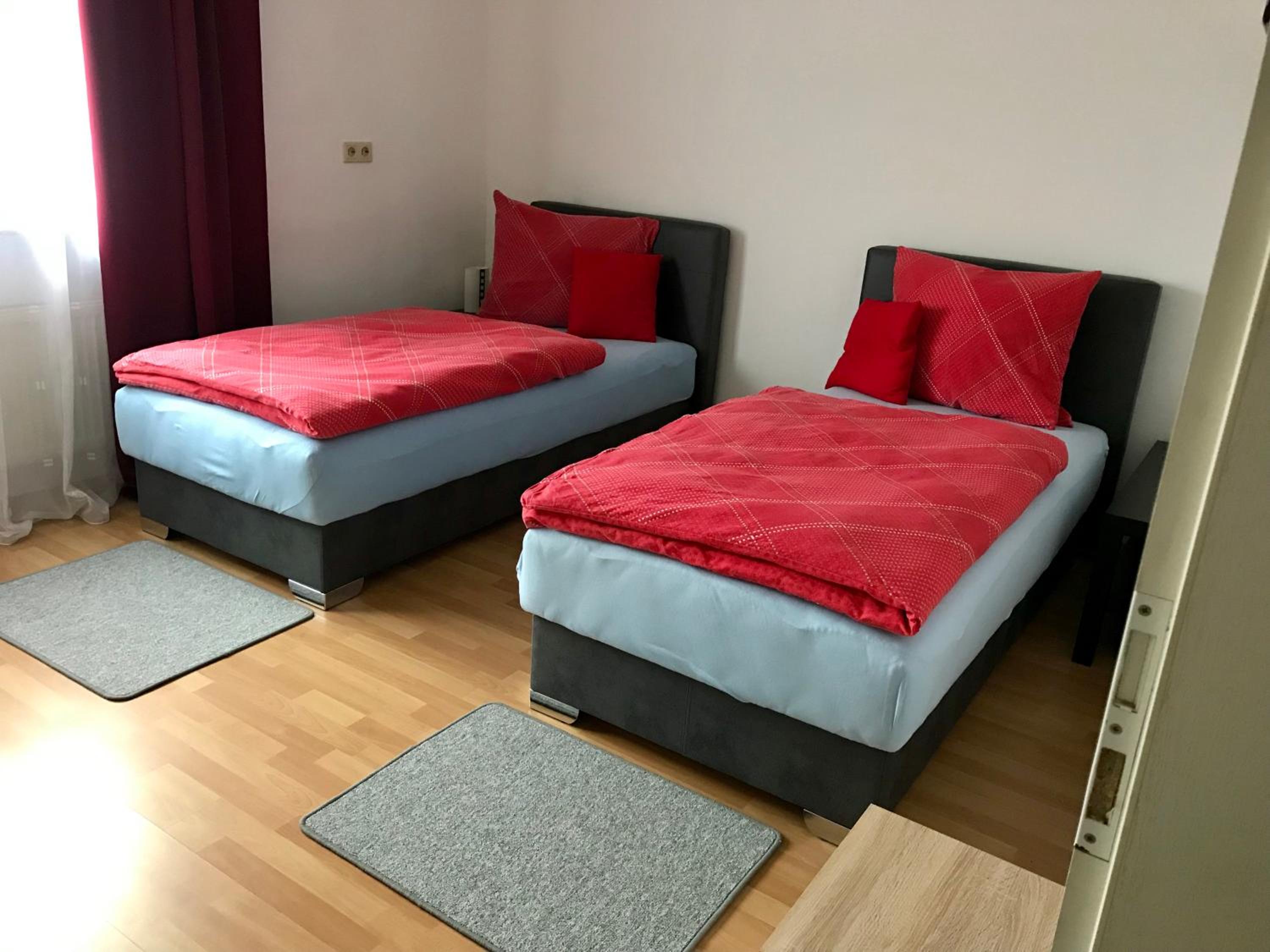 Double Room with Shared Bathroom photo 1