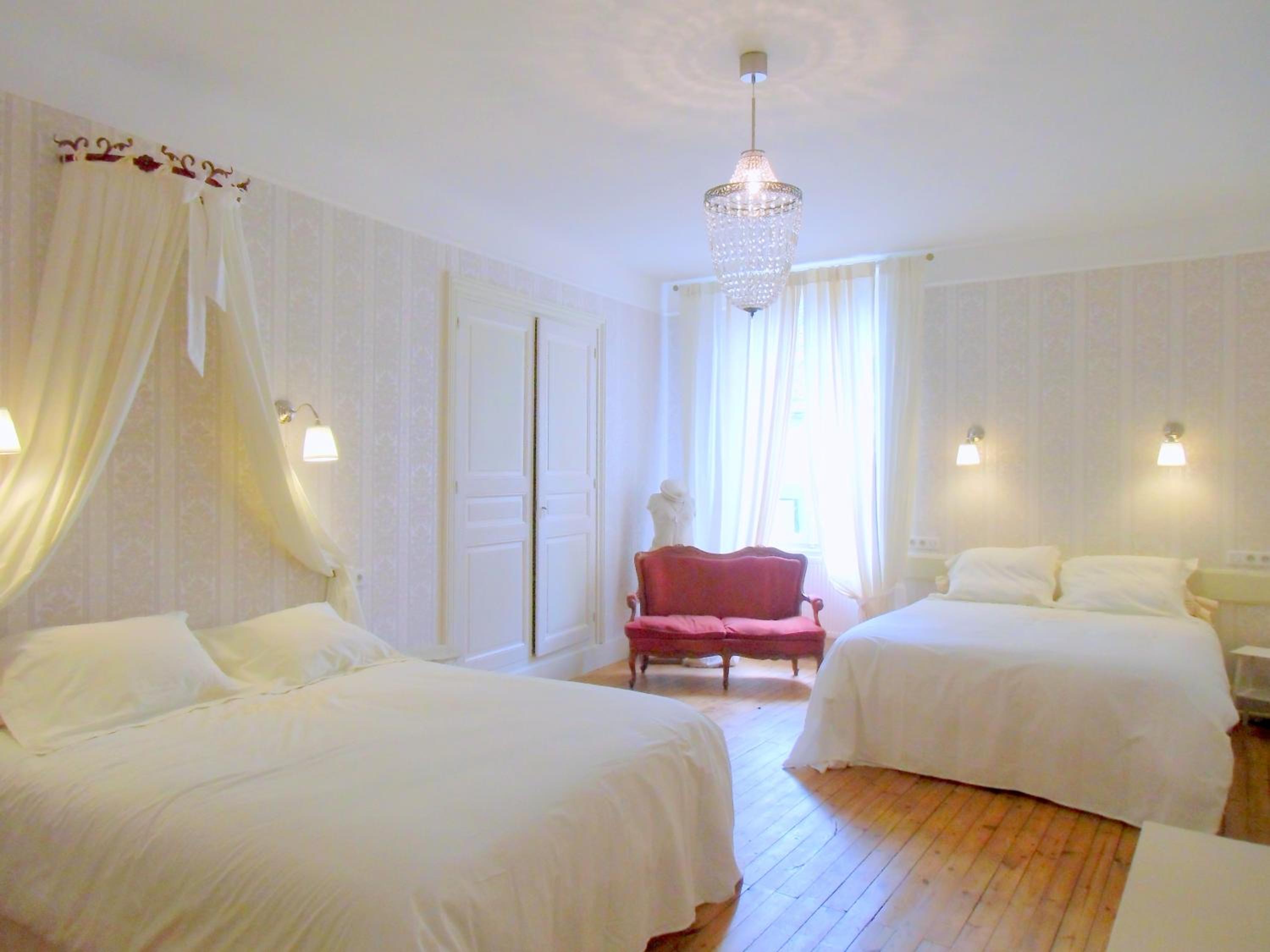 Superior De Luxe Quadruple Room  photo 3