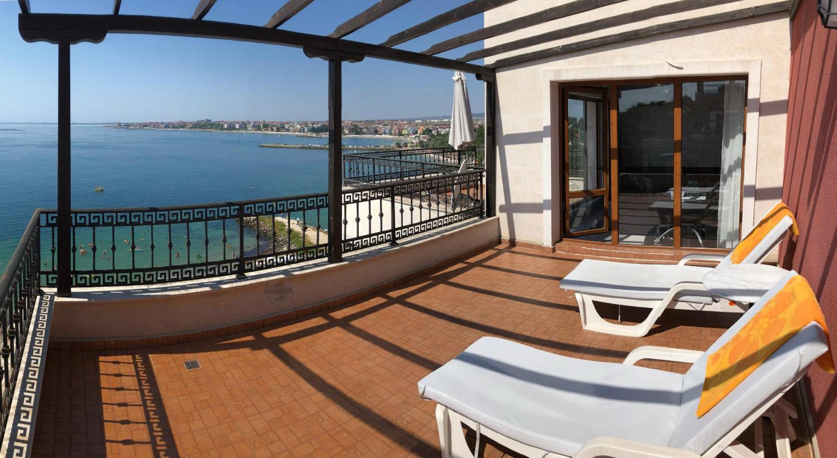 Superior Apartment photo 2