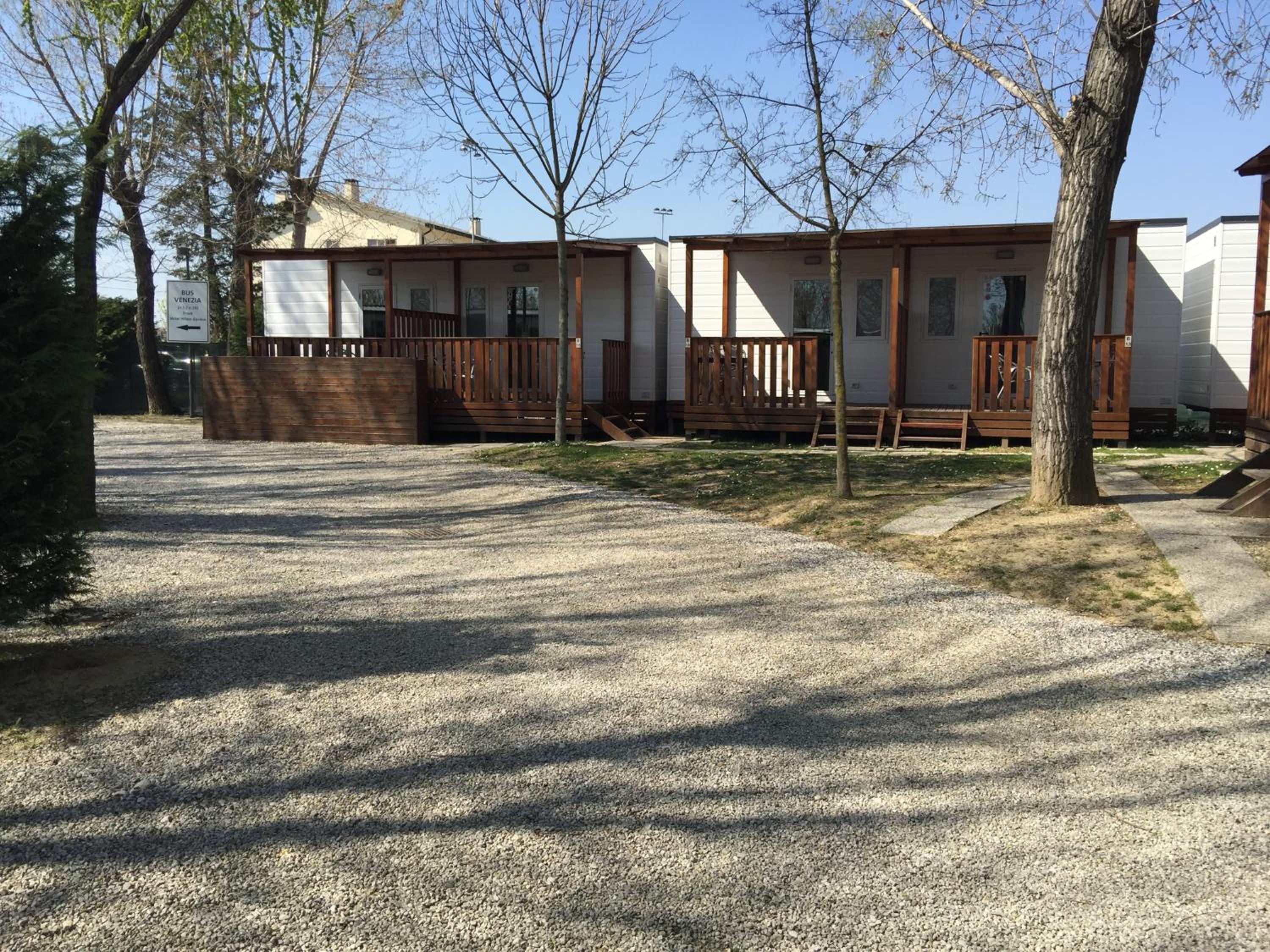 Twin Room (2 Adults)