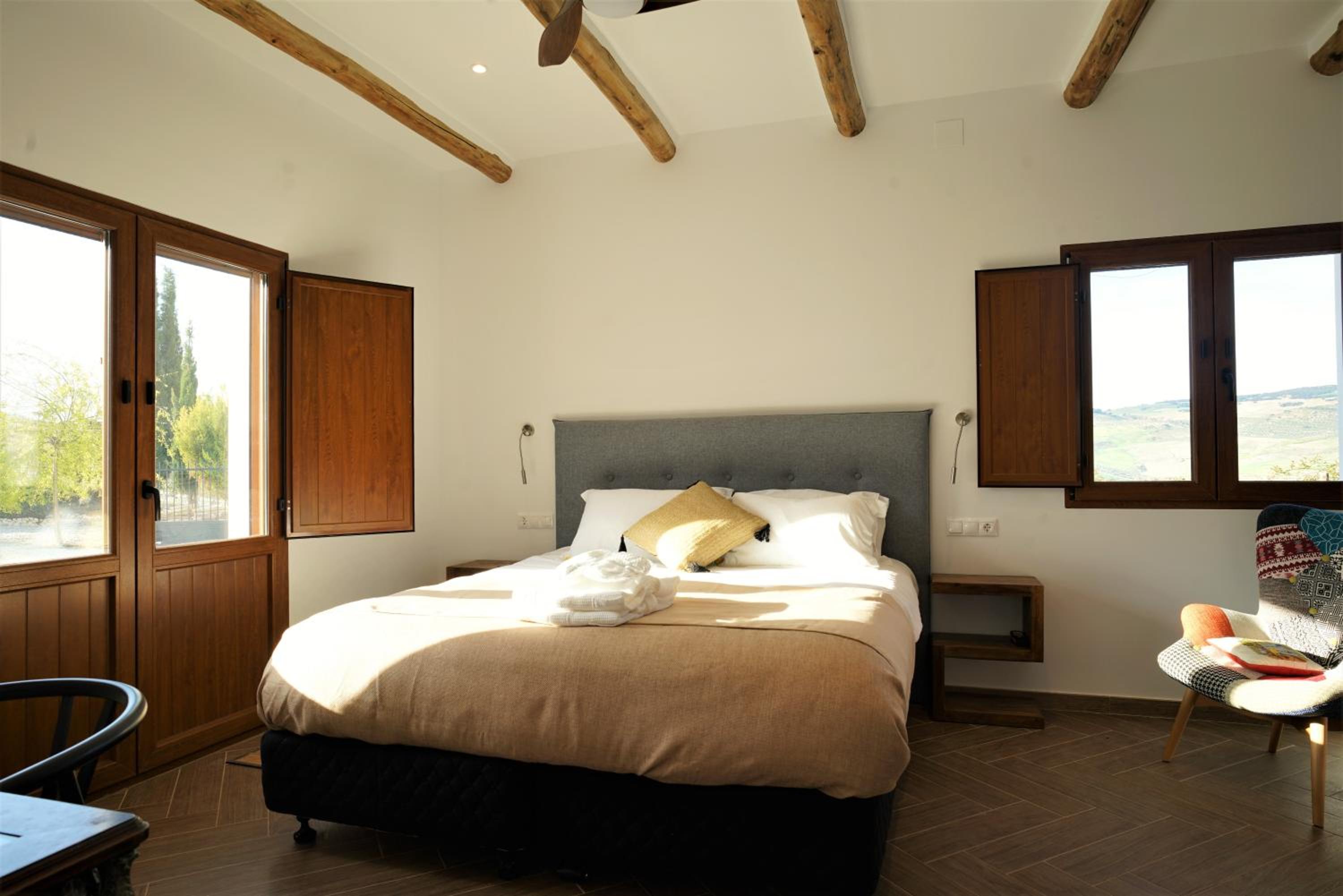 Suite with Terrace - Photo 3