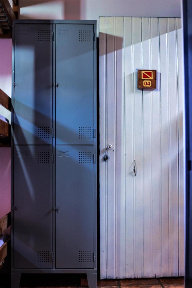 Single Bed in Mixed Dormitory Room