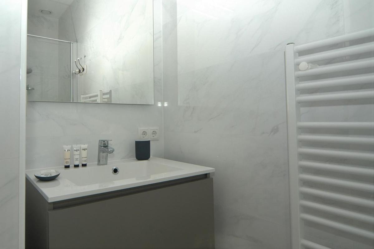 Two-Bedroom Apartment photo 2