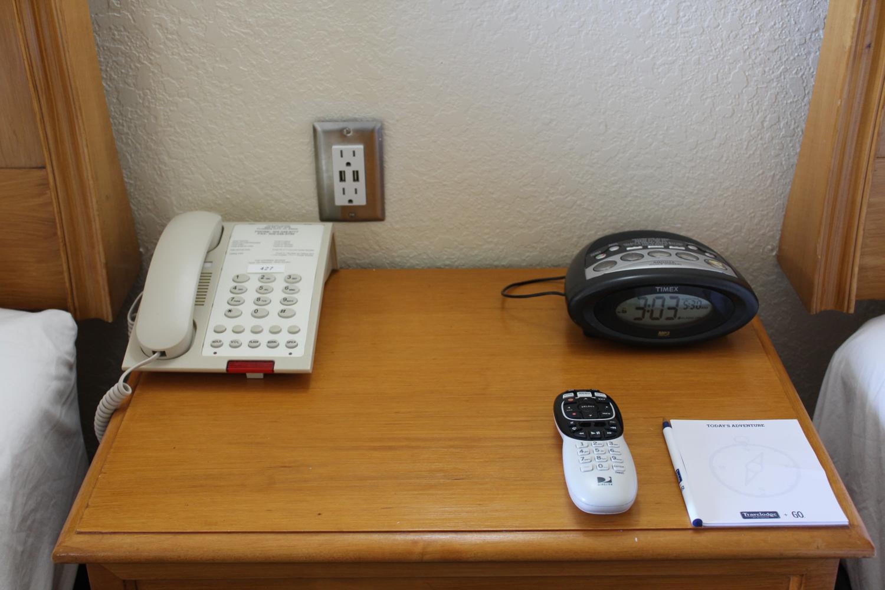 Double Room with Two Double Beds and Mobility Access - Ground Floor/Non-Smoking - Photo 19