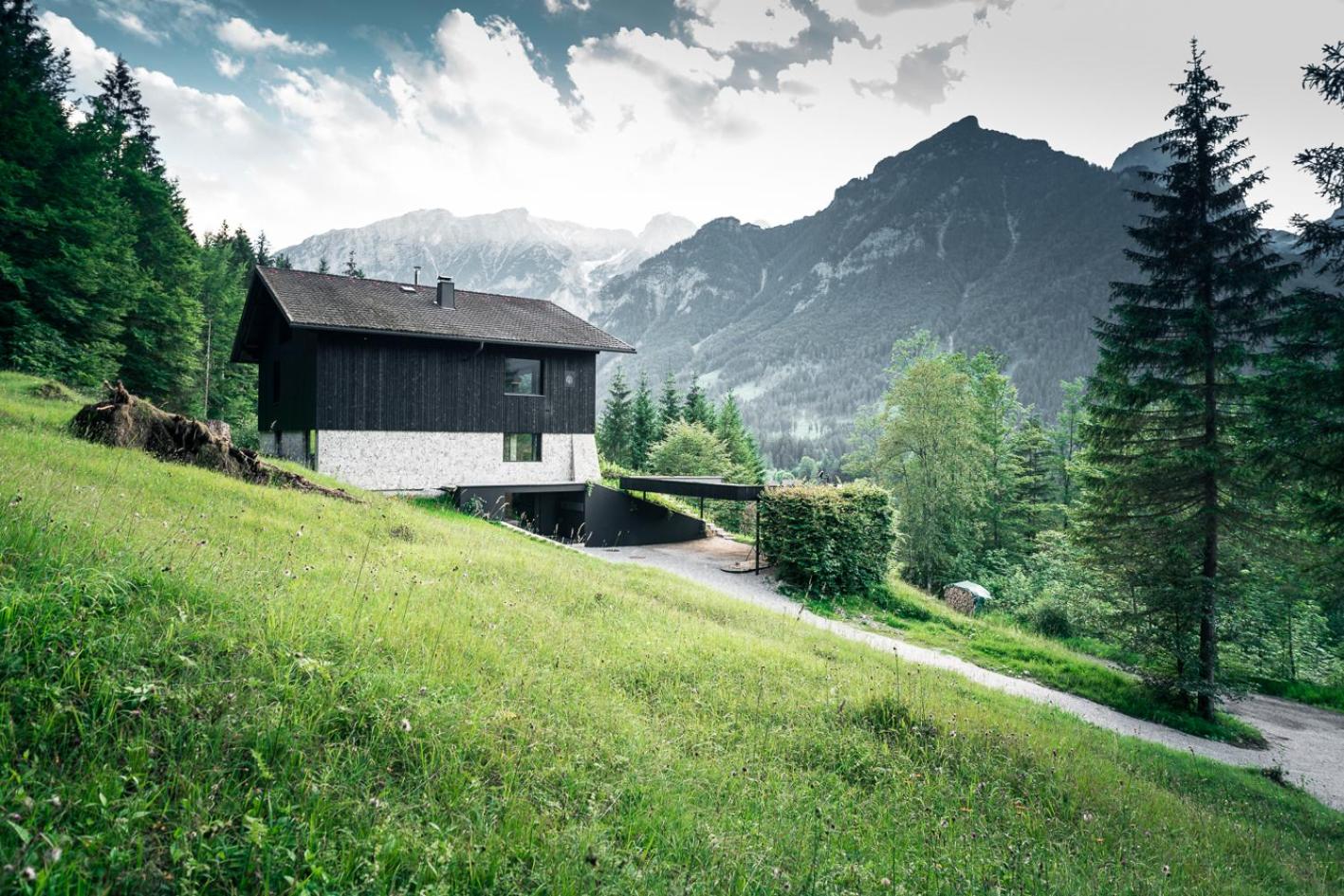 Luxury Chalet With Sauna photo 2