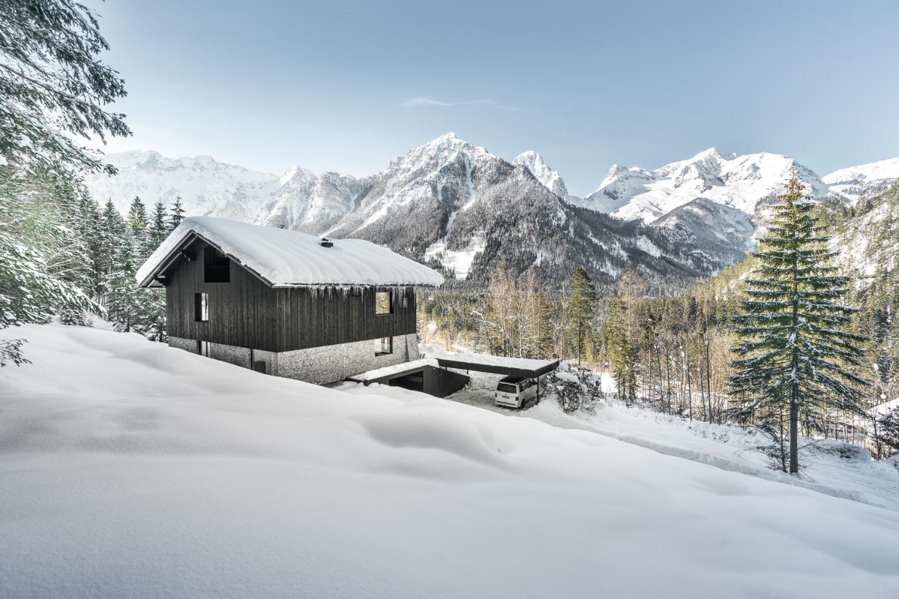 Luxury Chalet With Sauna photo 3