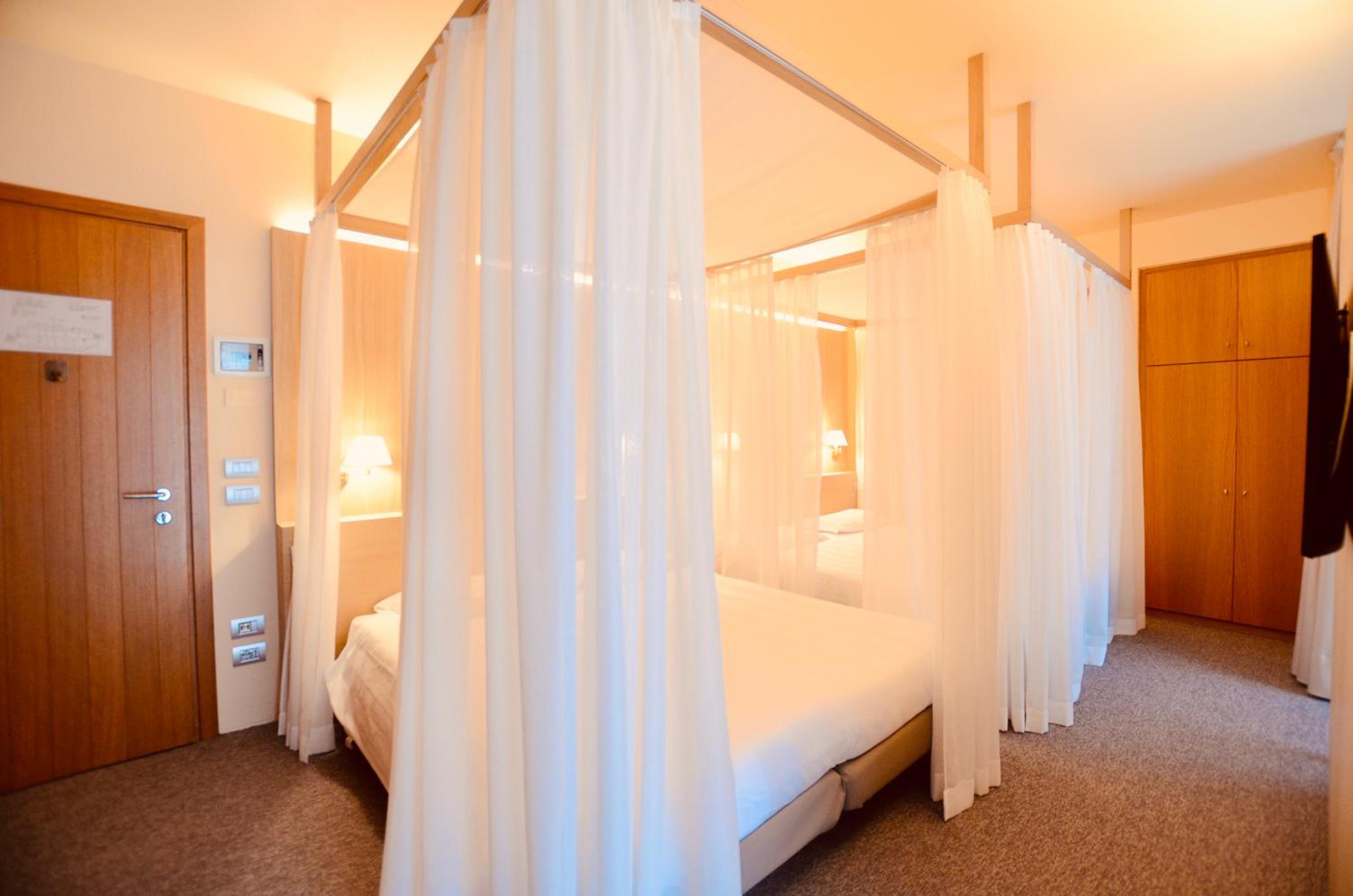 Classic Quadruple Room