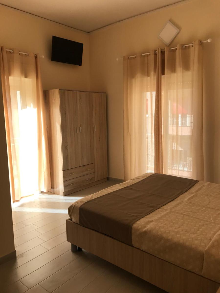 Deluxe Room - Photo 9