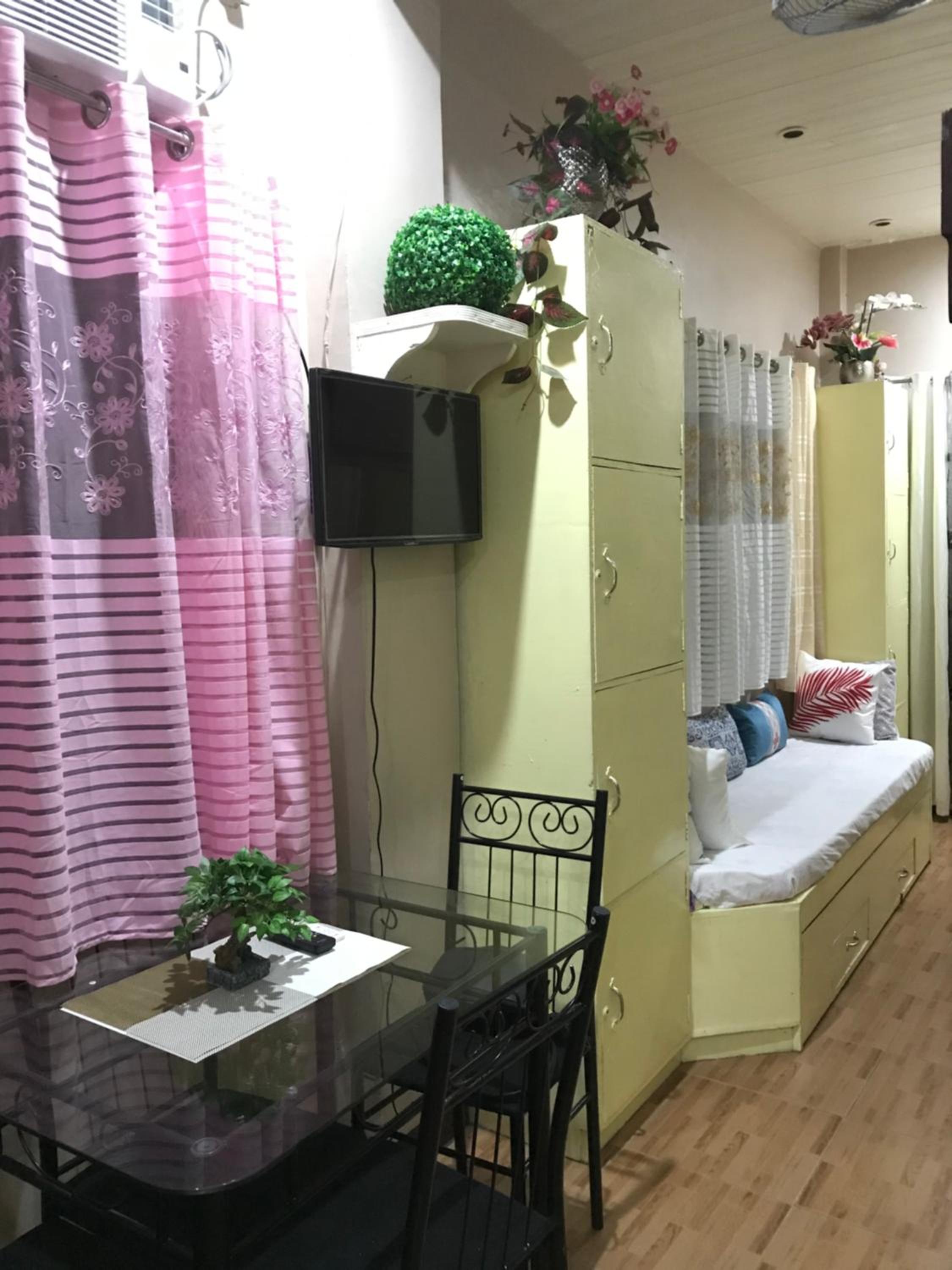 Apartment with Balcony - Photo 42