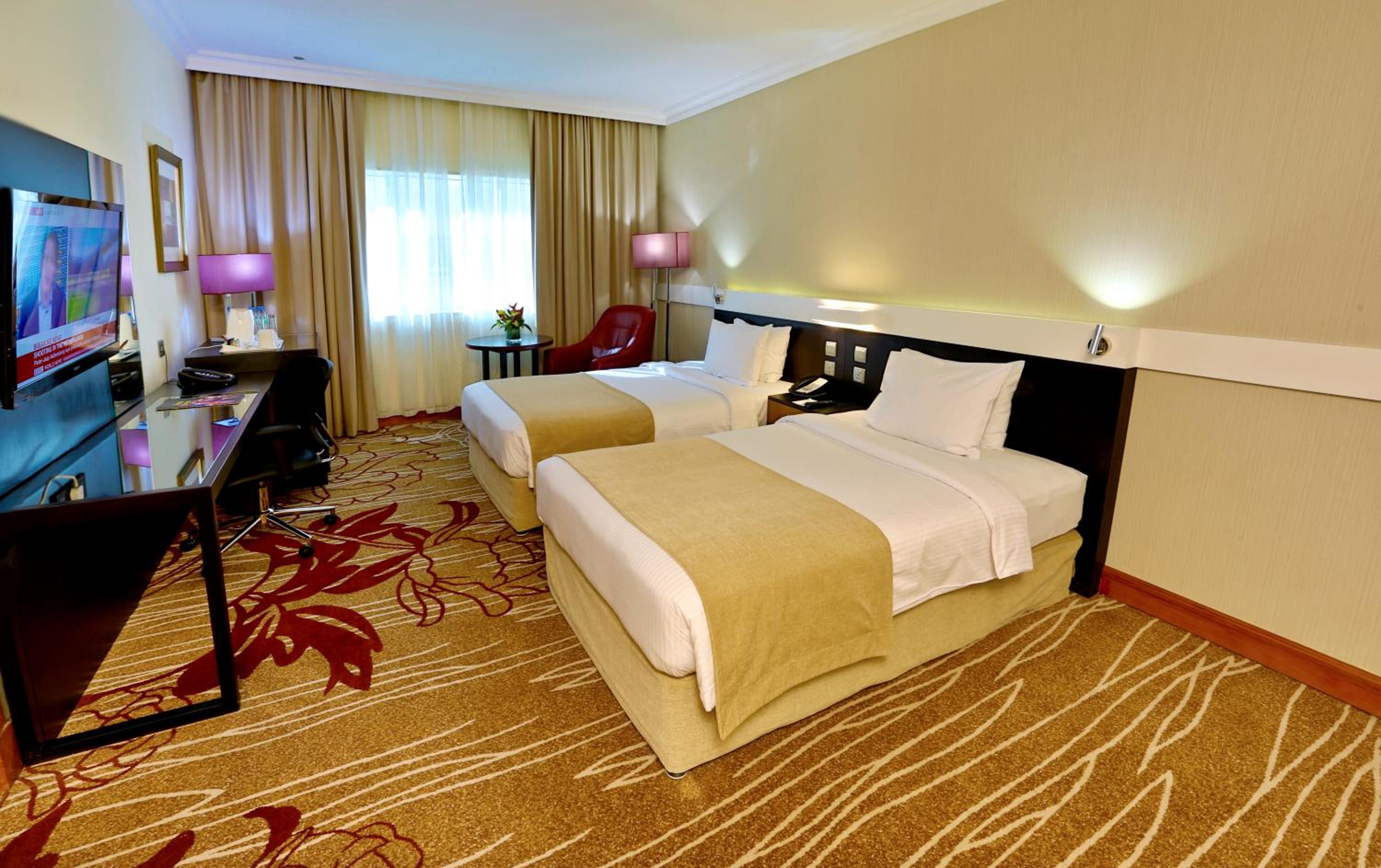 Executive Twin Room with 20% off F&B photo 2