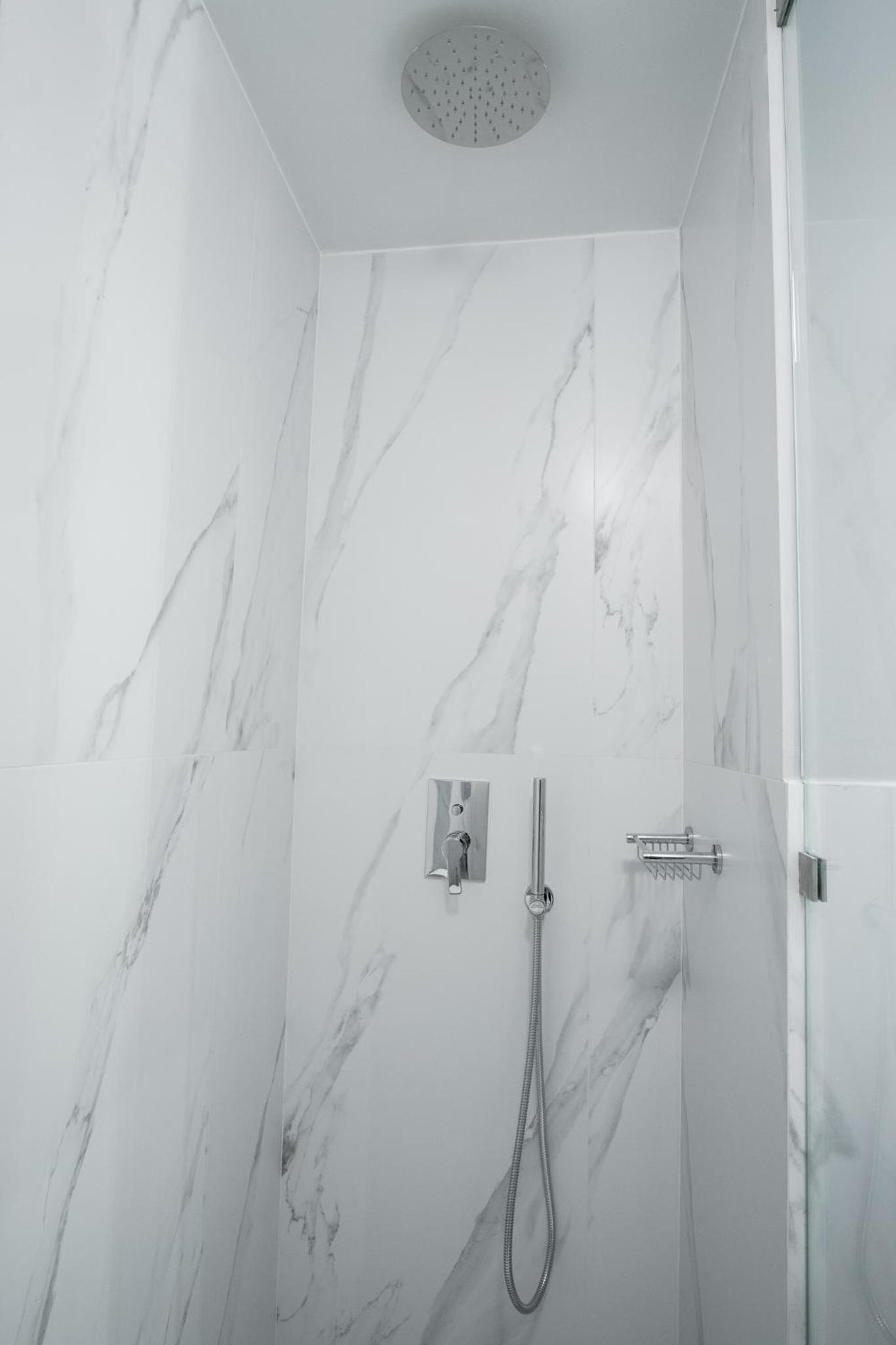 Superior Apartment - Annex Building (Semi-Basement)  photo 3