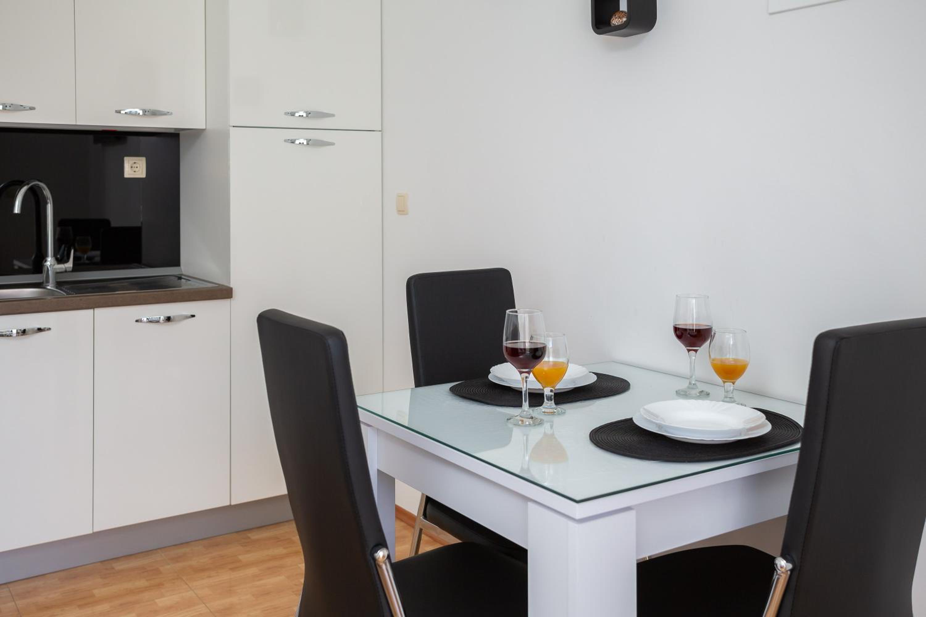 Studio Apartment with Sea View photo 2