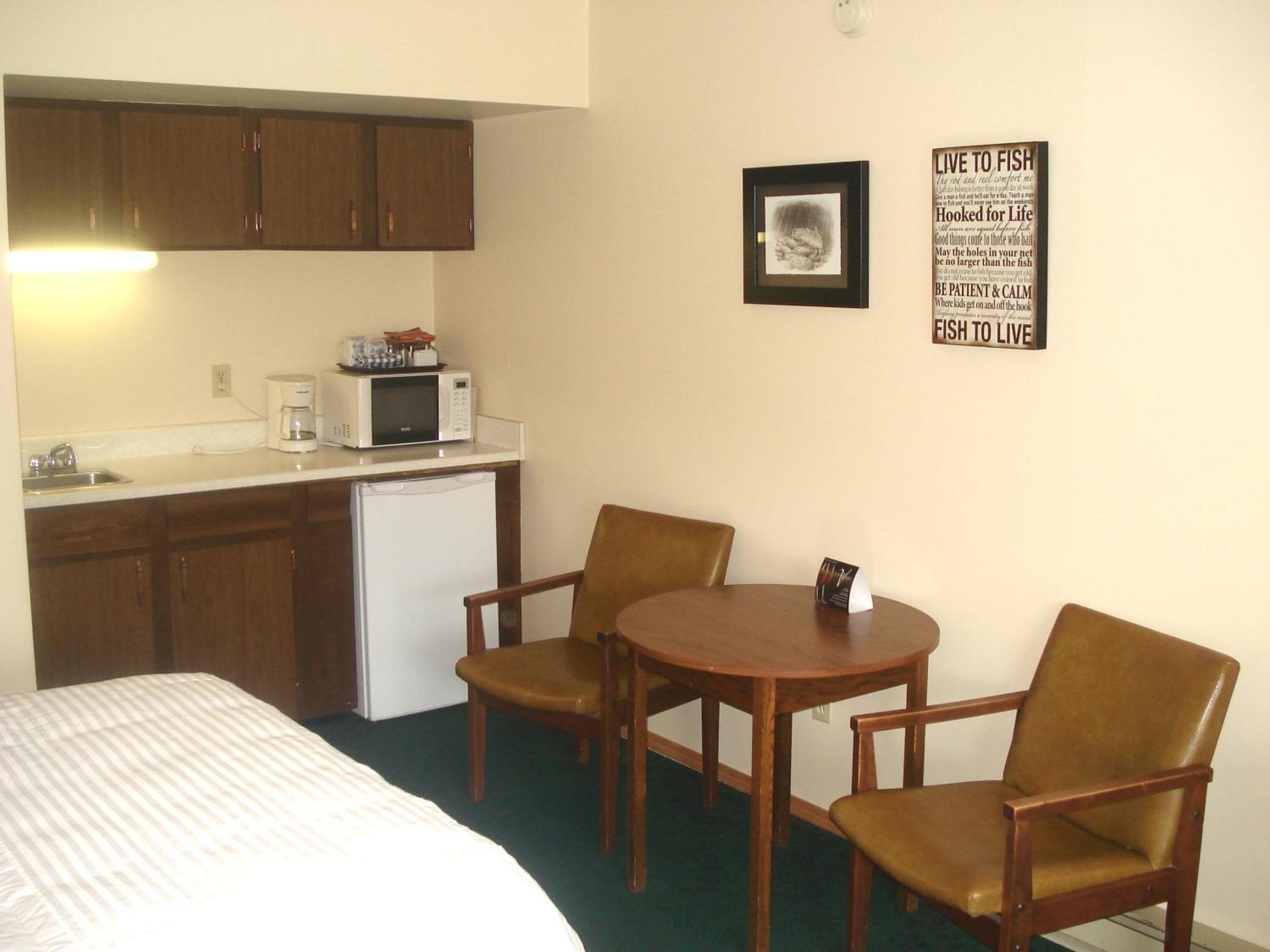 Junior Suite - No Air Conditioning photo 2