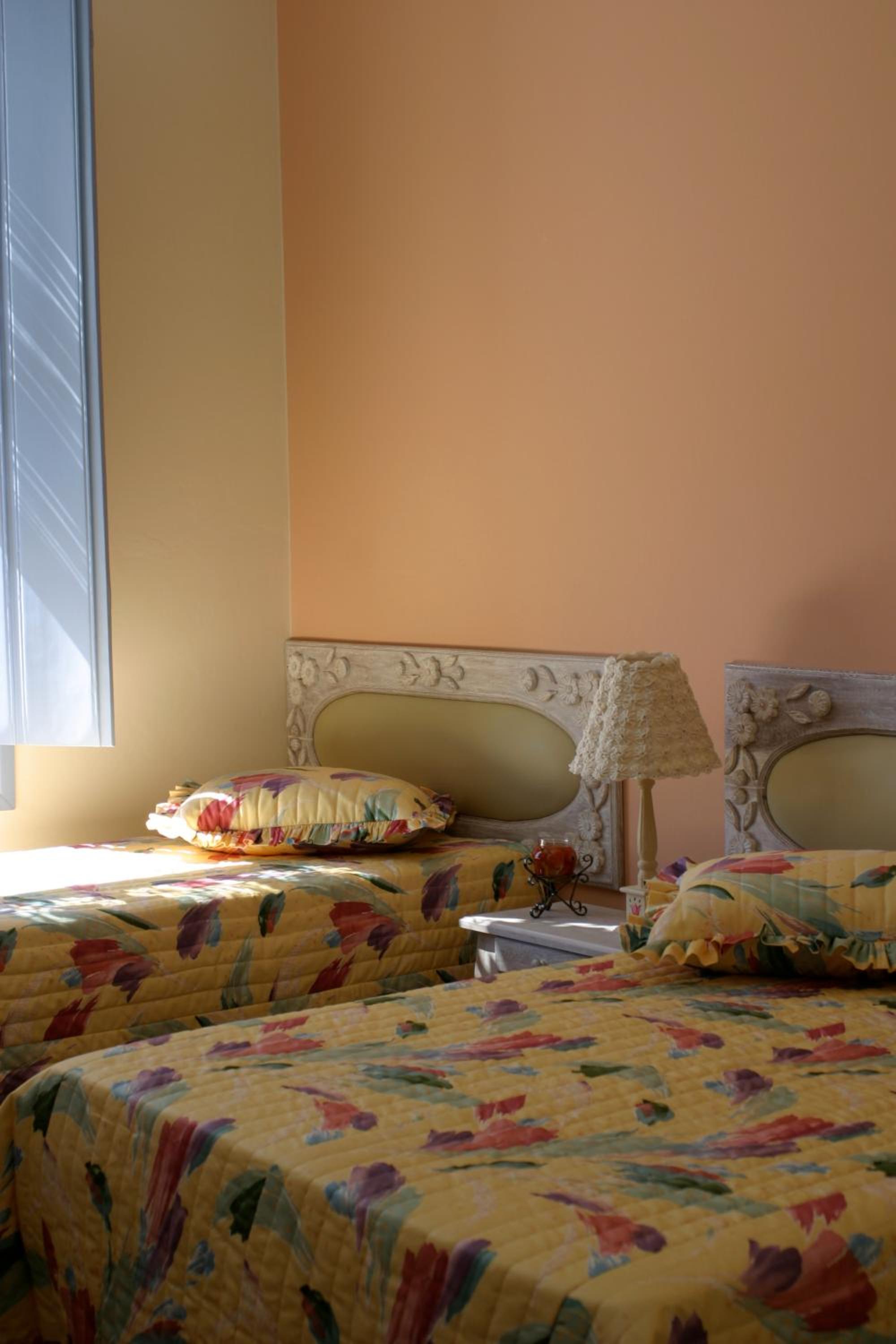 Triple Room with Private Bathroom photo 1