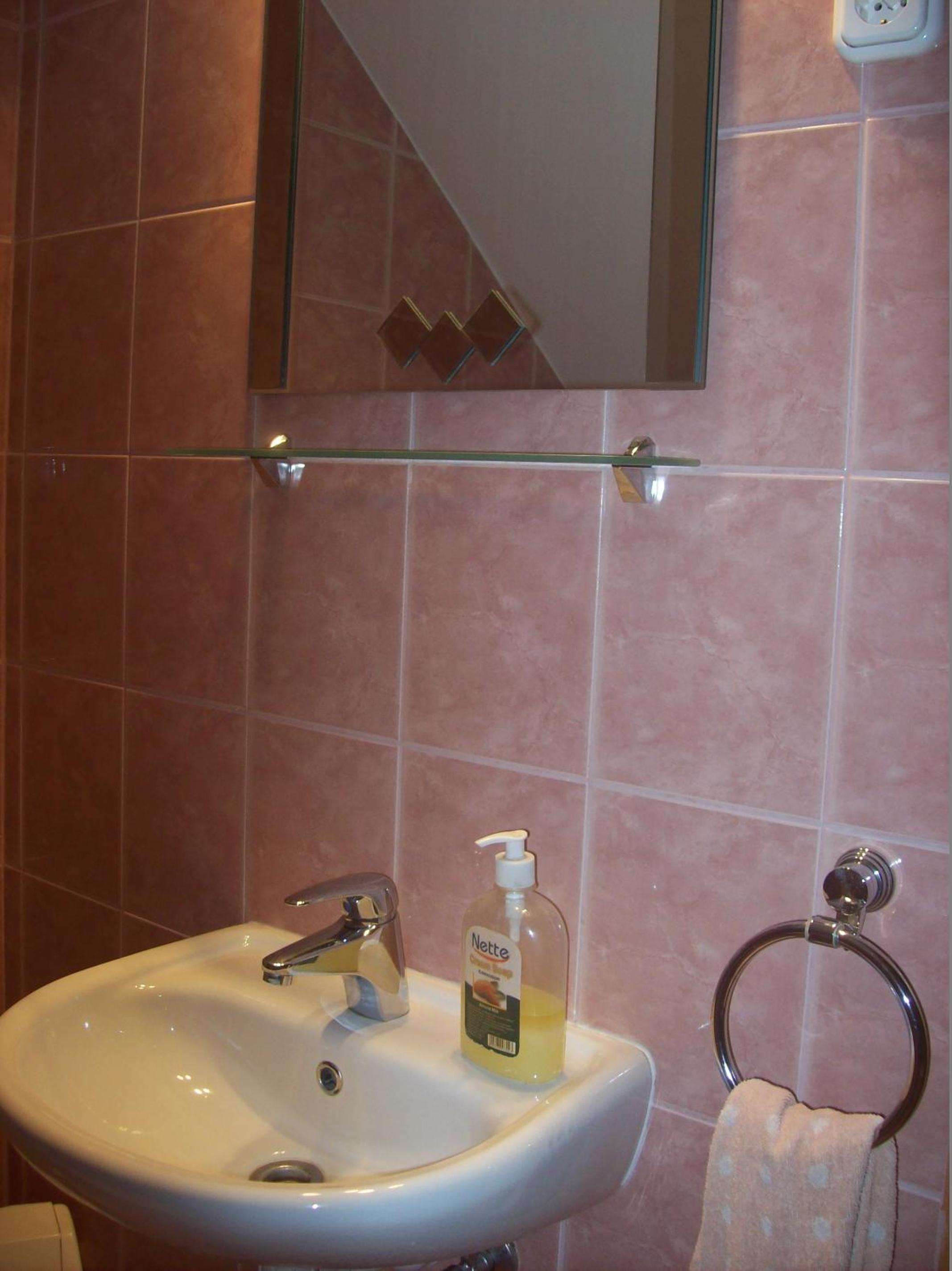 Double Room with Private Bathroom photo 2
