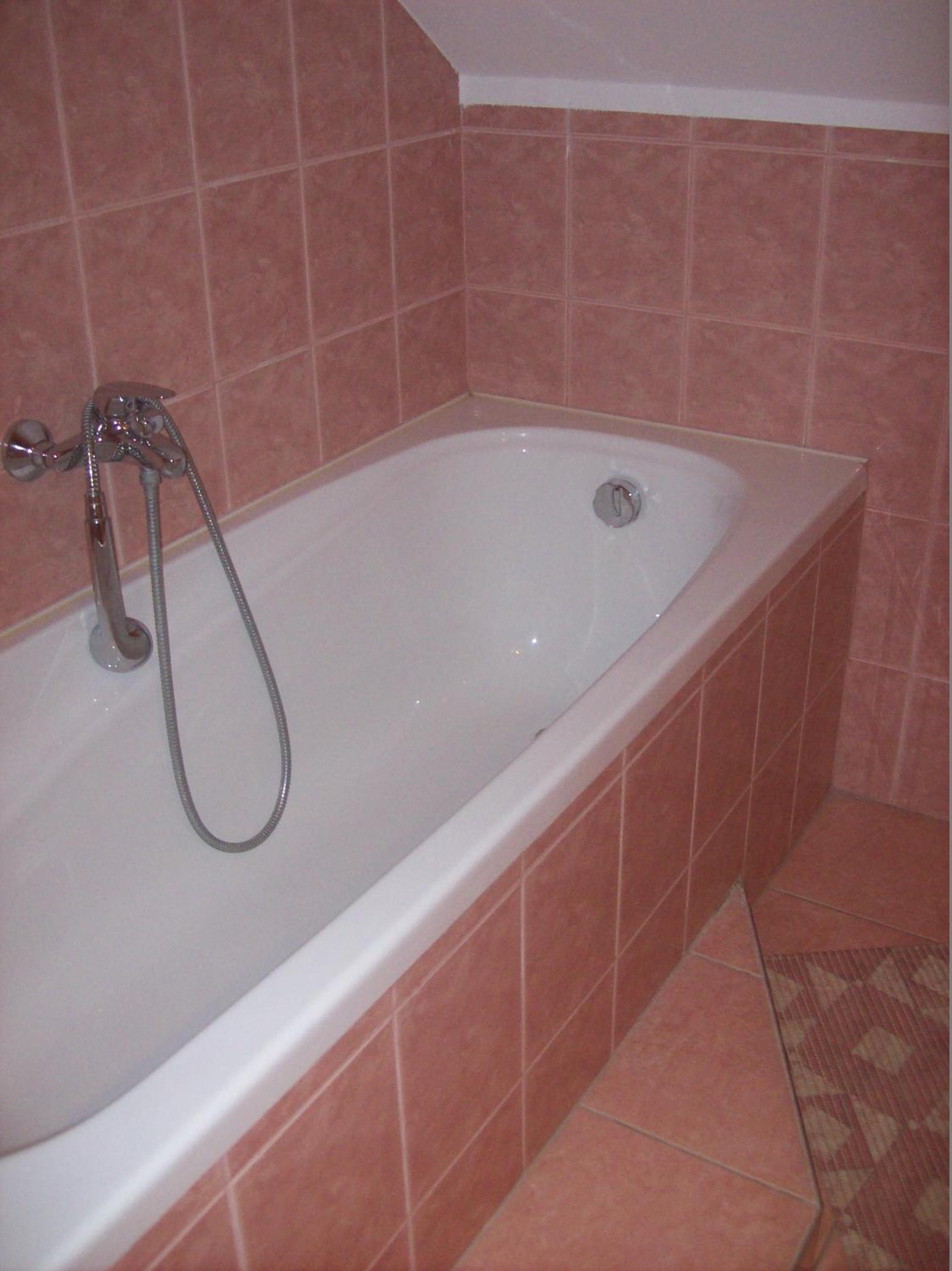 Triple Room with Private Bathroom photo 2
