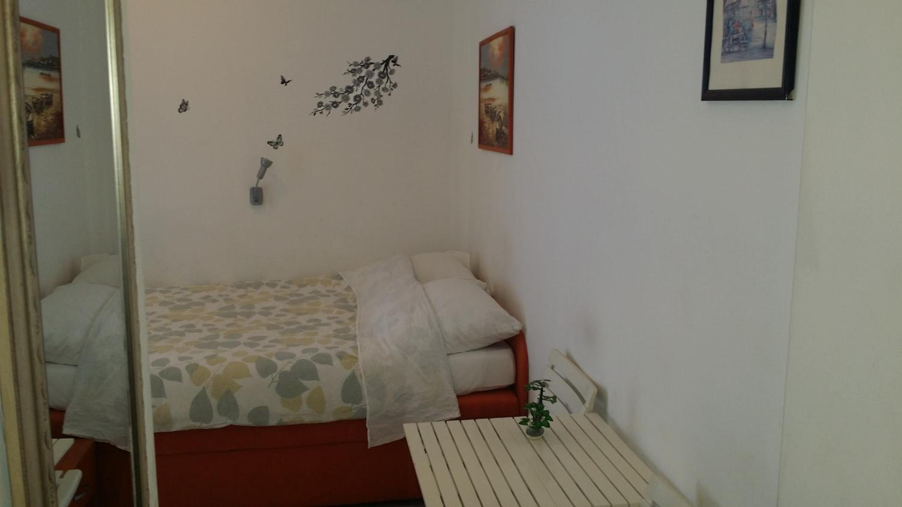 Studio Apartment - Poljana Kneza Trpimira Street