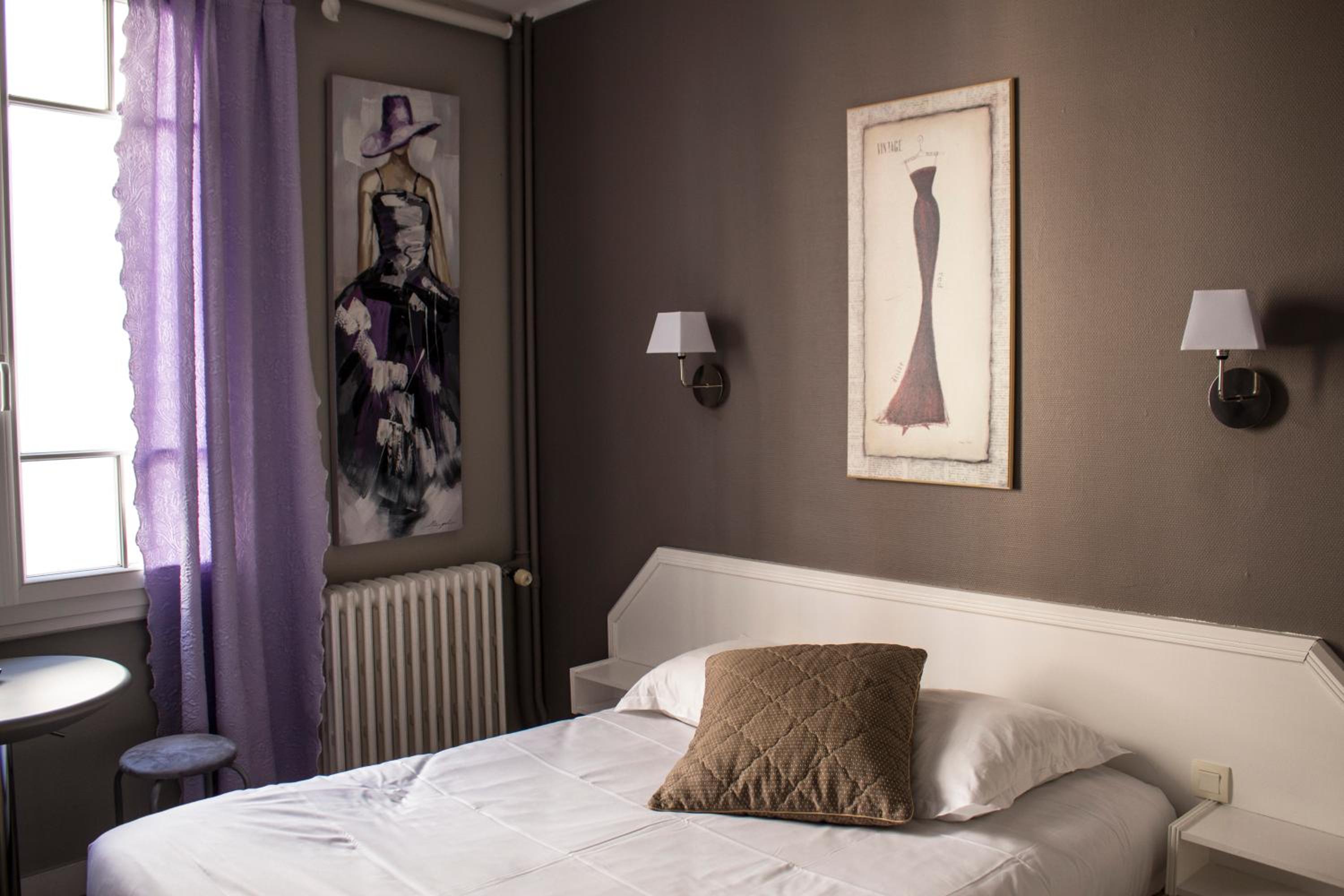 Standard Double Room photo 3